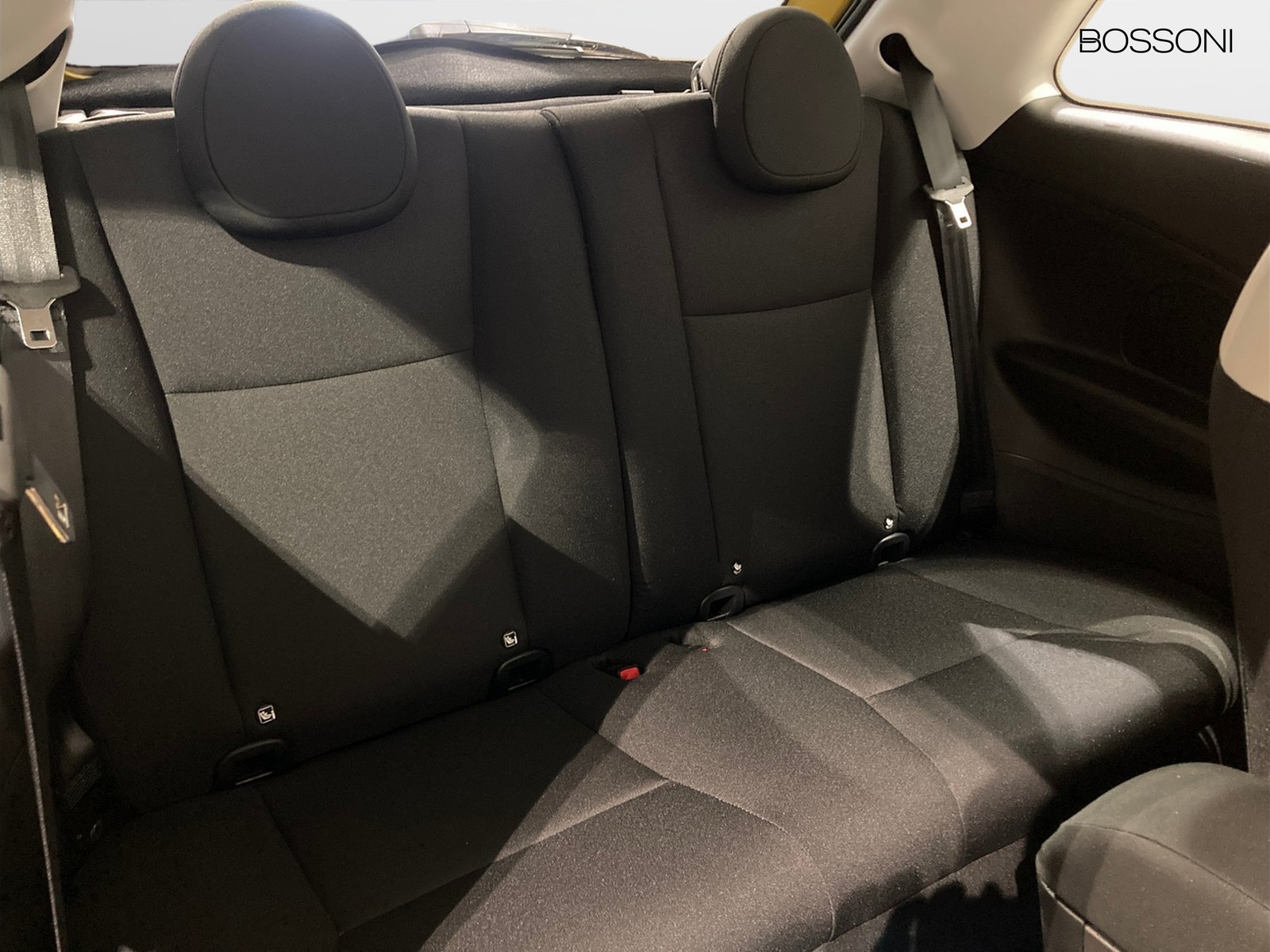9 - Fiat 500 1.0 hybrid icon