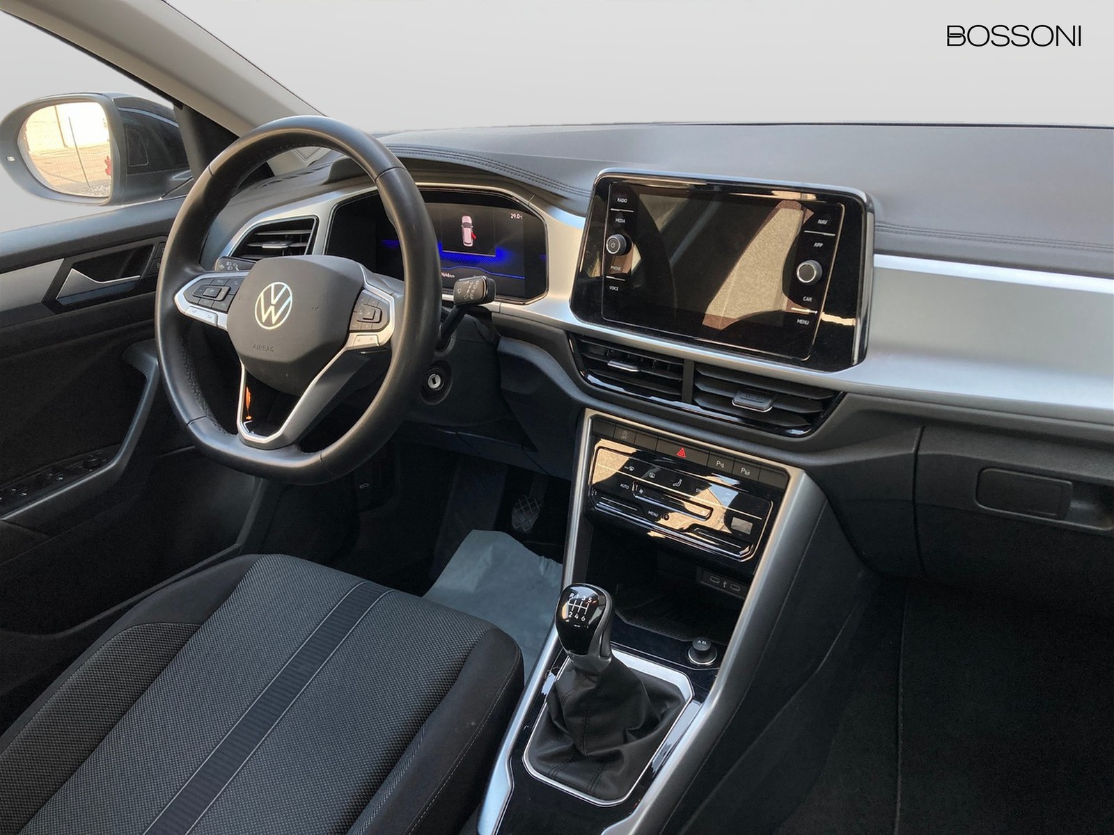 9 - Volkswagen T-Roc 2.0 tdi scr 115cv life