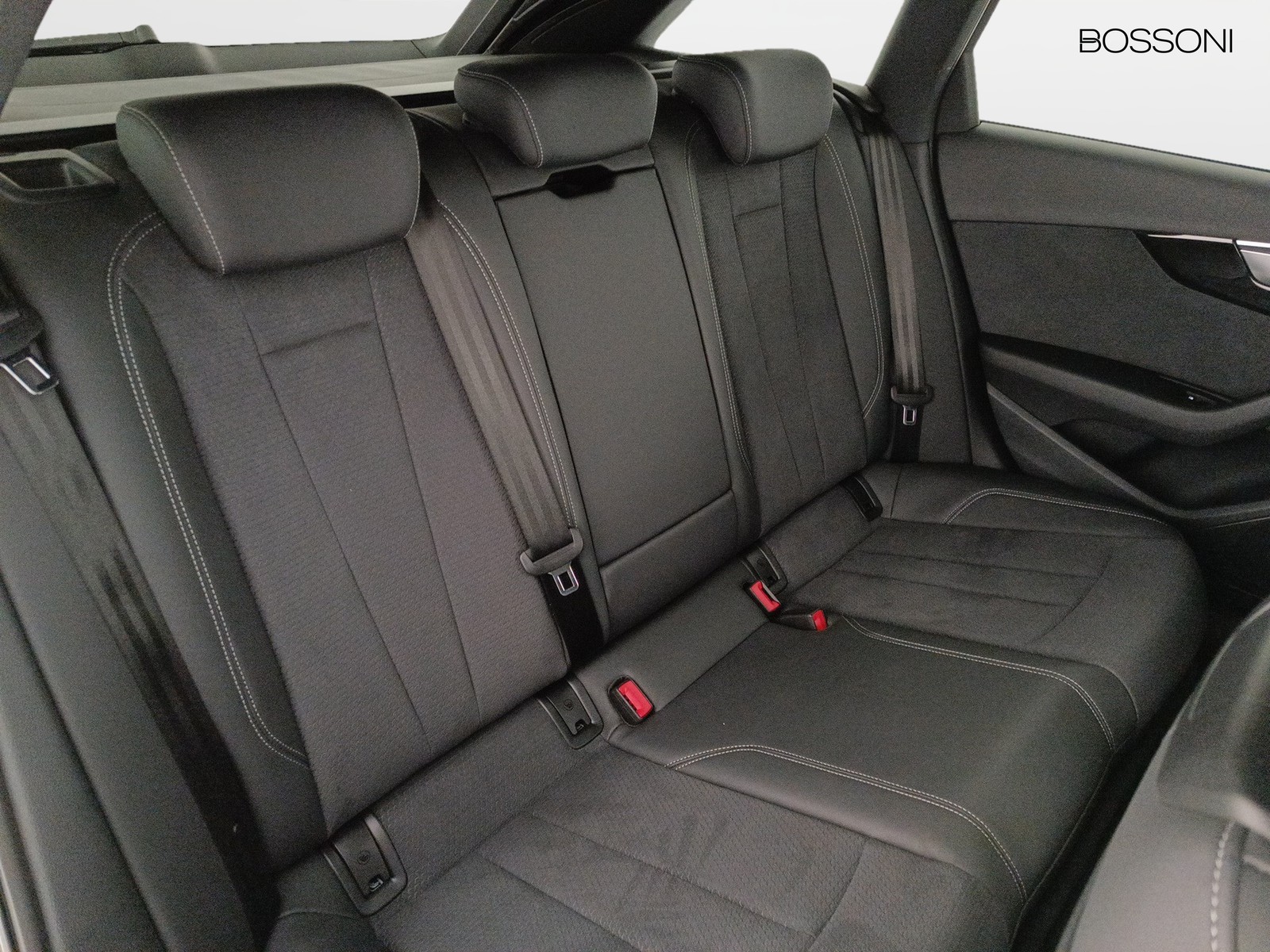 23 - Audi A4 avant 40 2.0 tdi mhev 204cv s line edition quattro s tronic