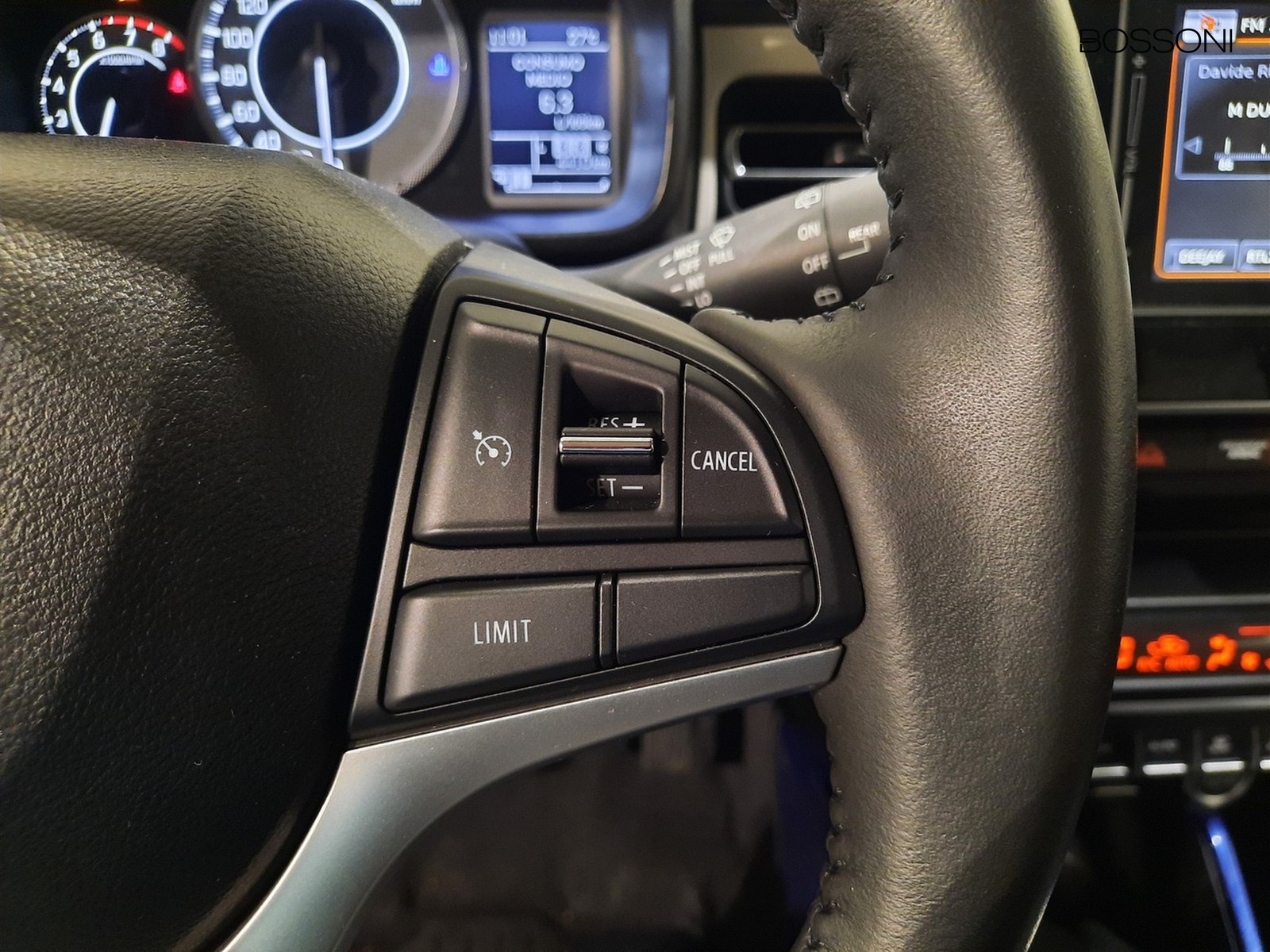 16 - Suzuki Ignis 1.2 dualjet hybrid top 2wd
