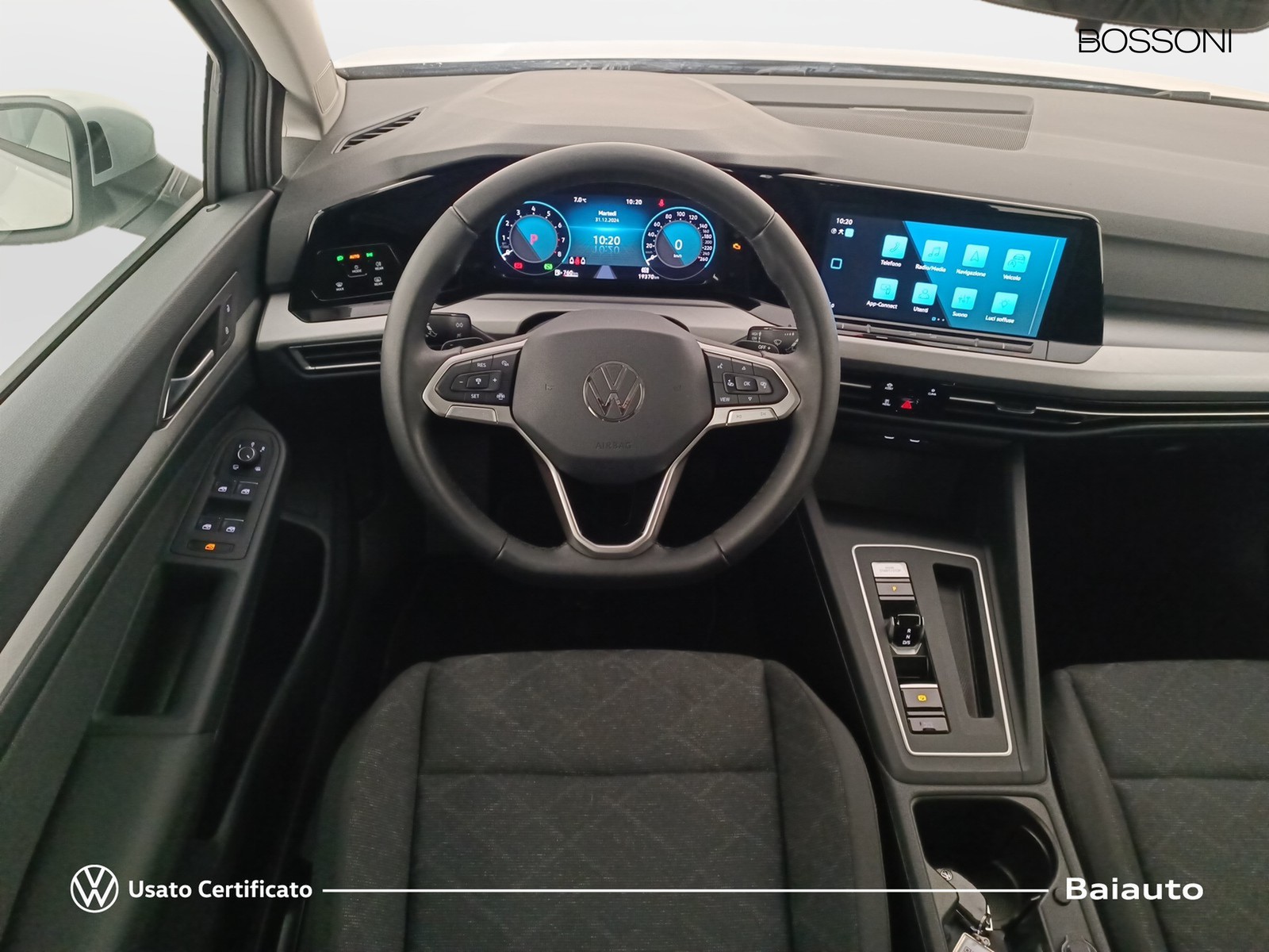 8 - Volkswagen Golf 1.0 etsi evo 110cv life dsg
