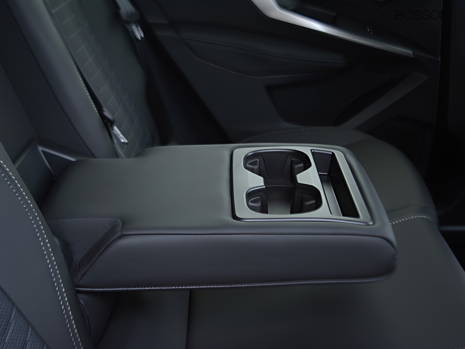 6 - Peugeot 3008 1.2 hybrid 145cv gt e-dcs6