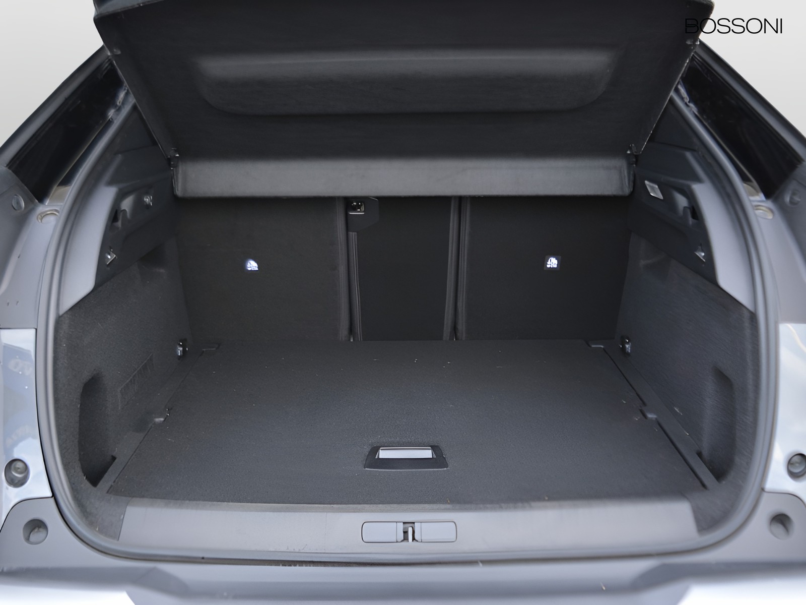 16 - Peugeot 3008 1.2 hybrid 145cv gt e-dcs6