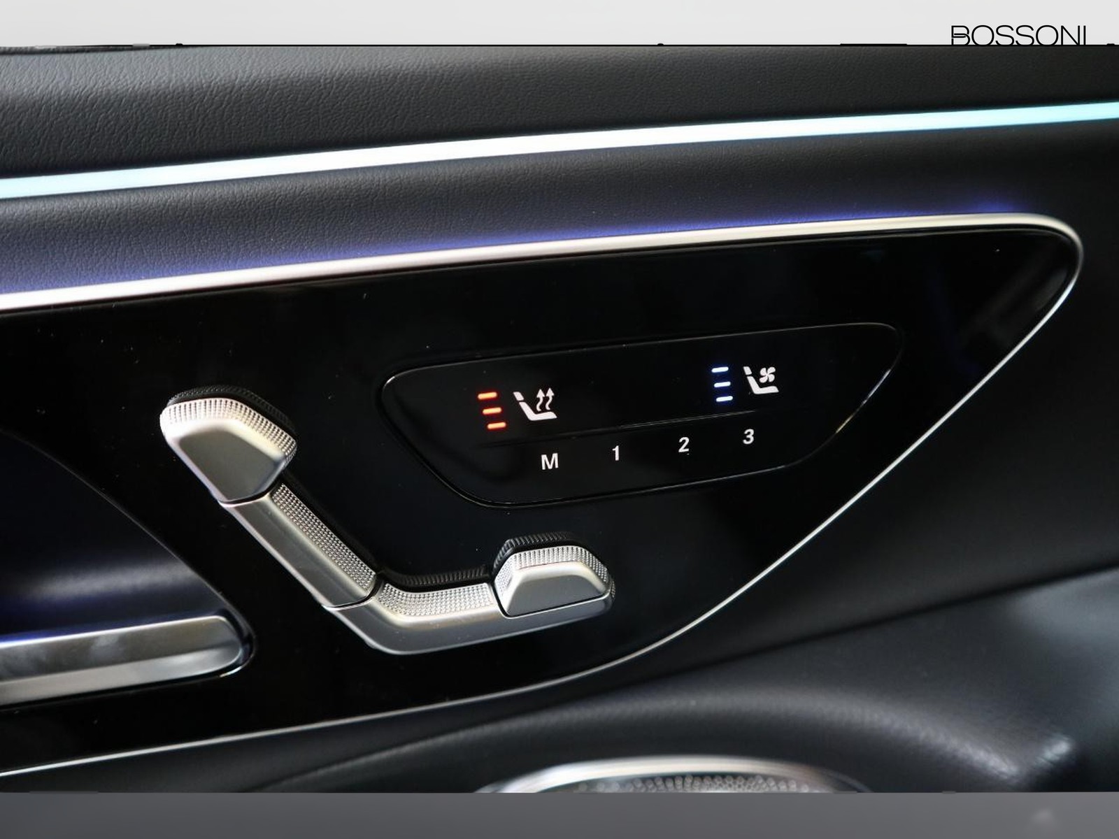 15 - Mercedes Classe E station wagon all-terrain 220 d premium 4matic 9g-tronic