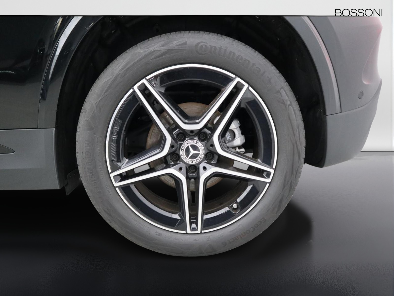 4 - Mercedes GLA 200 d amg line advanced plus 4matic 8g-dct