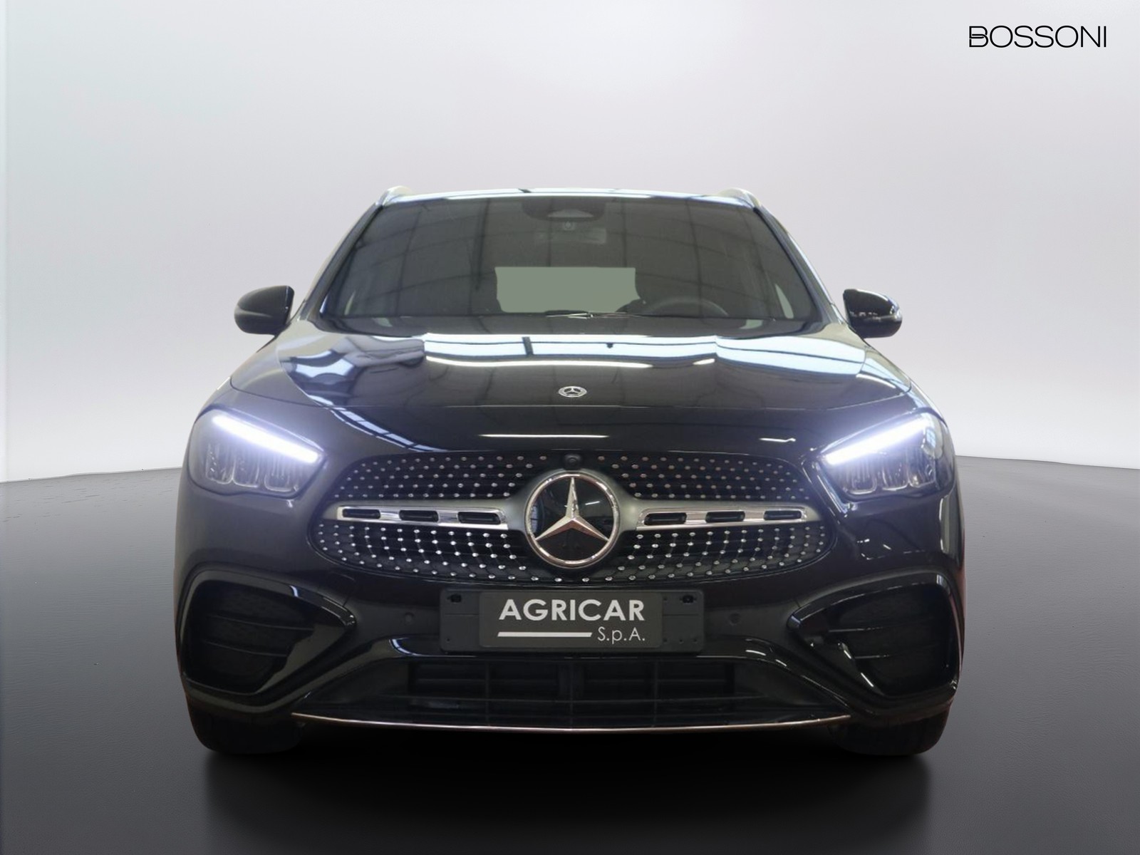 2 - Mercedes GLA 180 d amg line advanced plus 8g-dct