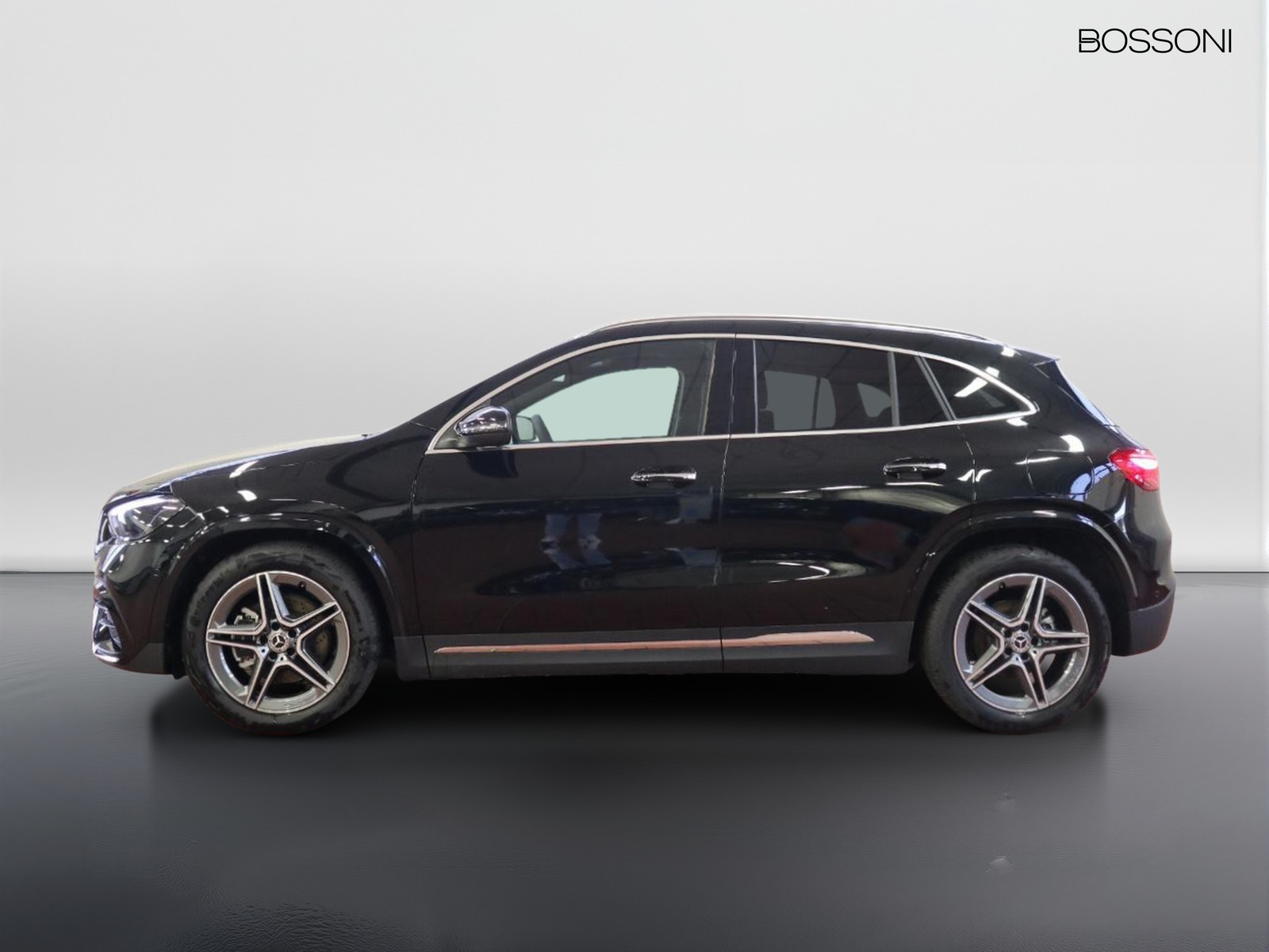 3 - Mercedes GLA 180 d amg line advanced plus 8g-dct