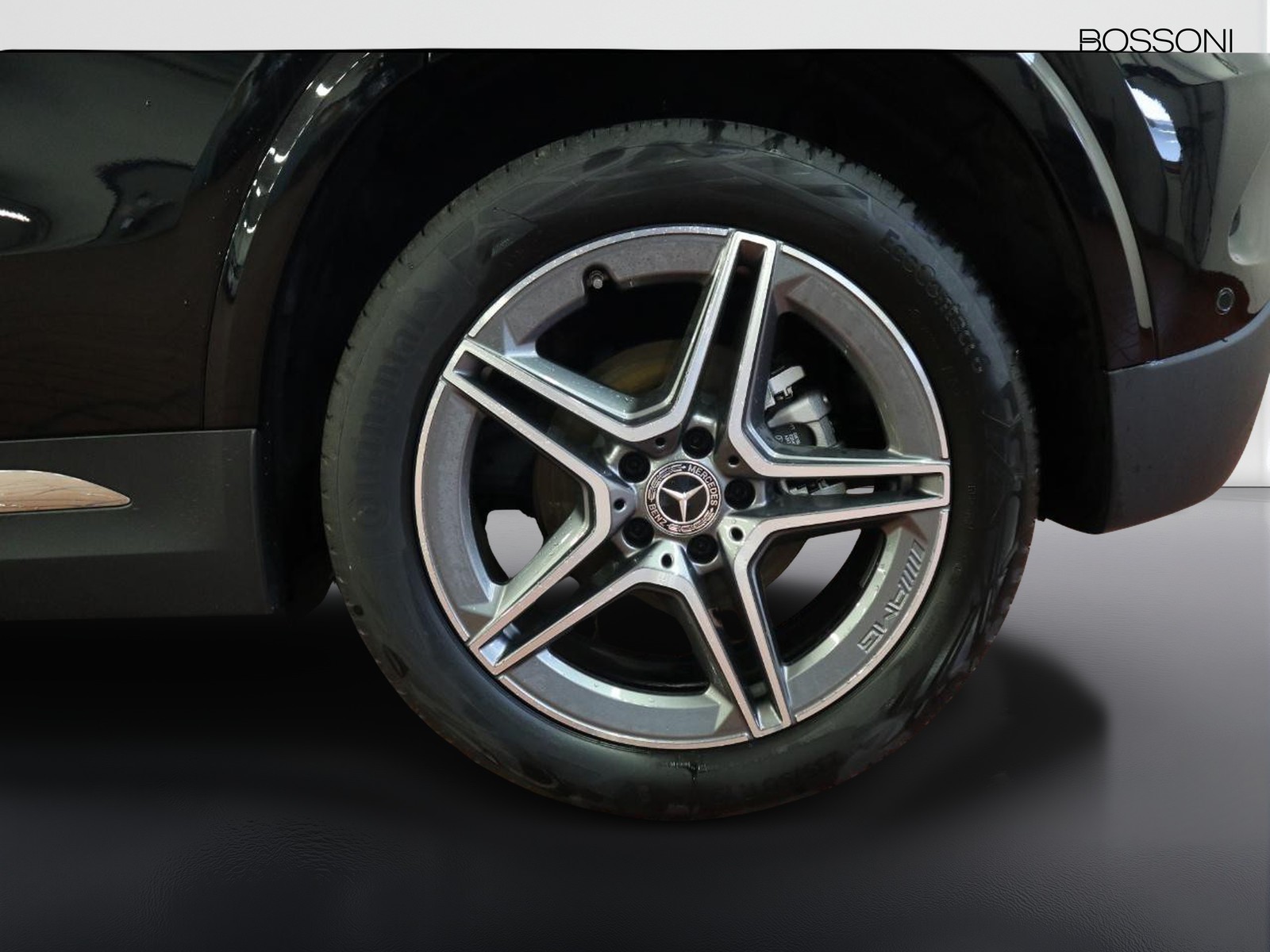 4 - Mercedes GLA 180 d amg line advanced plus 8g-dct
