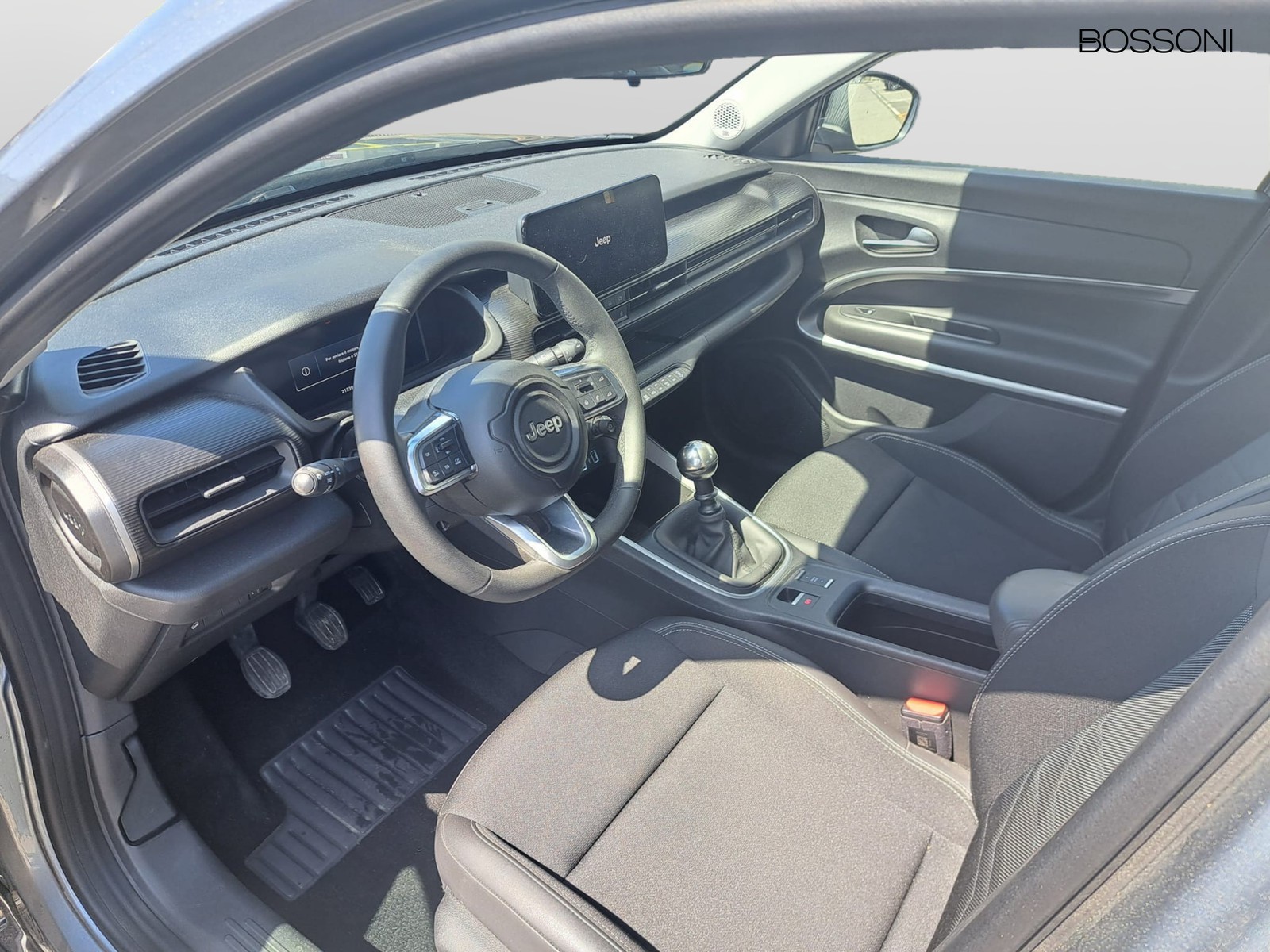 6 - Jeep Avenger 1.2 turbo 100cv altitude fwd