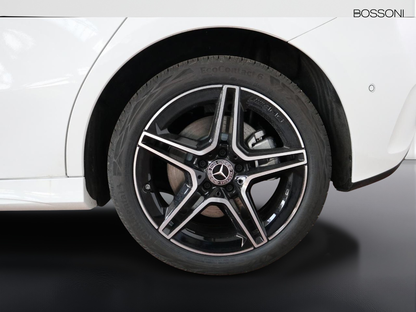 4 - Mercedes Classe A 250 e plug-in hybrid amg line advanced plus speedshift dct amg 8g