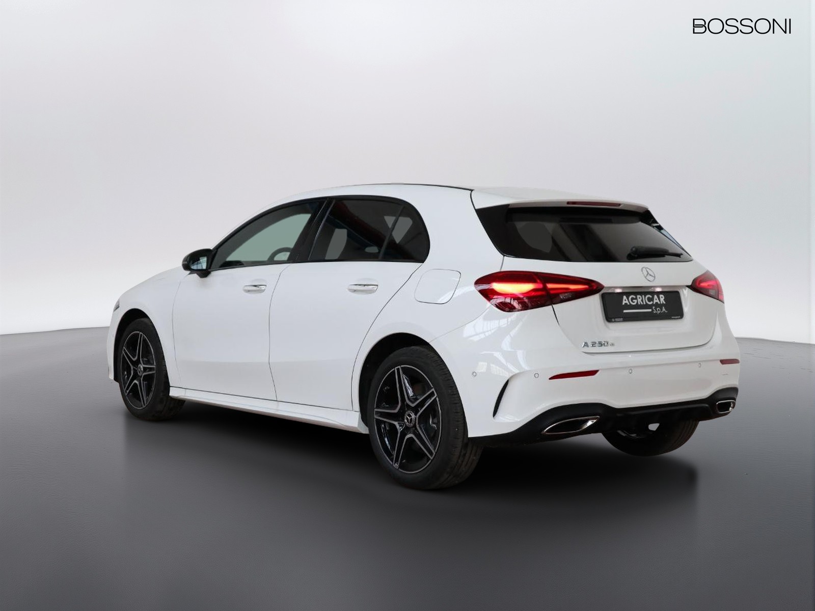 5 - Mercedes Classe A 250 e plug-in hybrid amg line advanced plus speedshift dct amg 8g