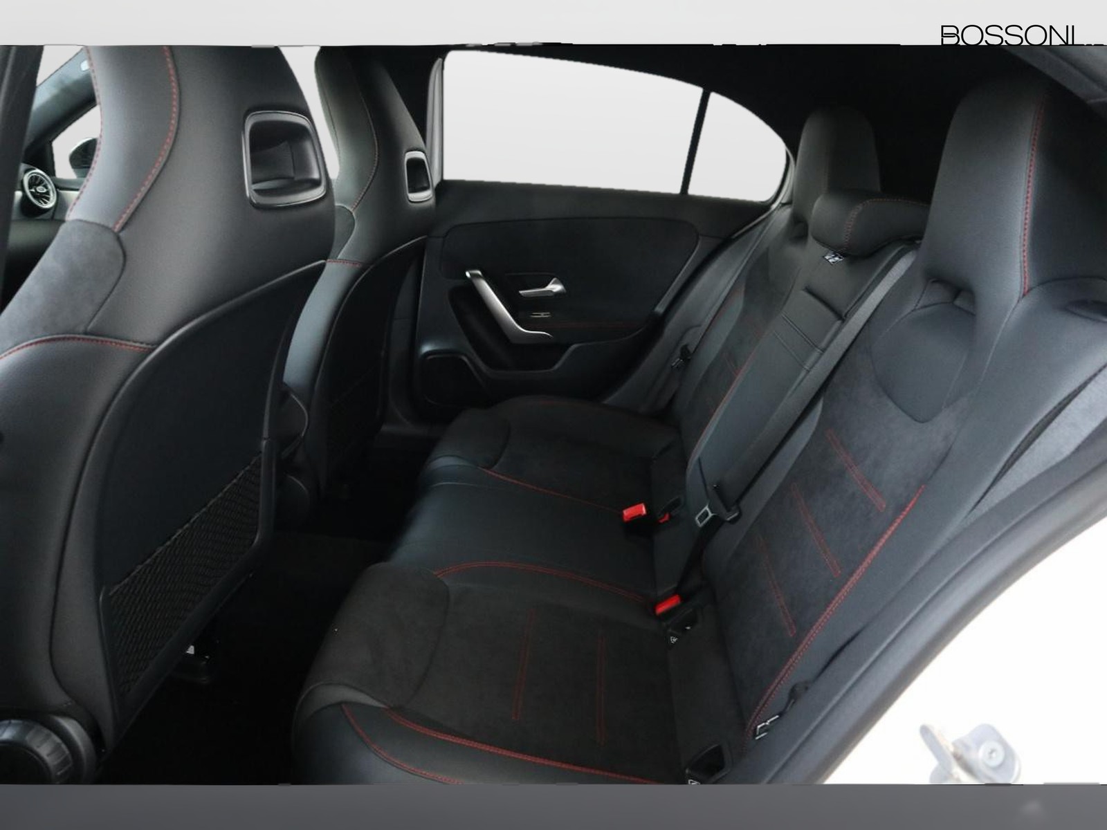 8 - Mercedes Classe A 250 e plug-in hybrid amg line advanced plus speedshift dct amg 8g