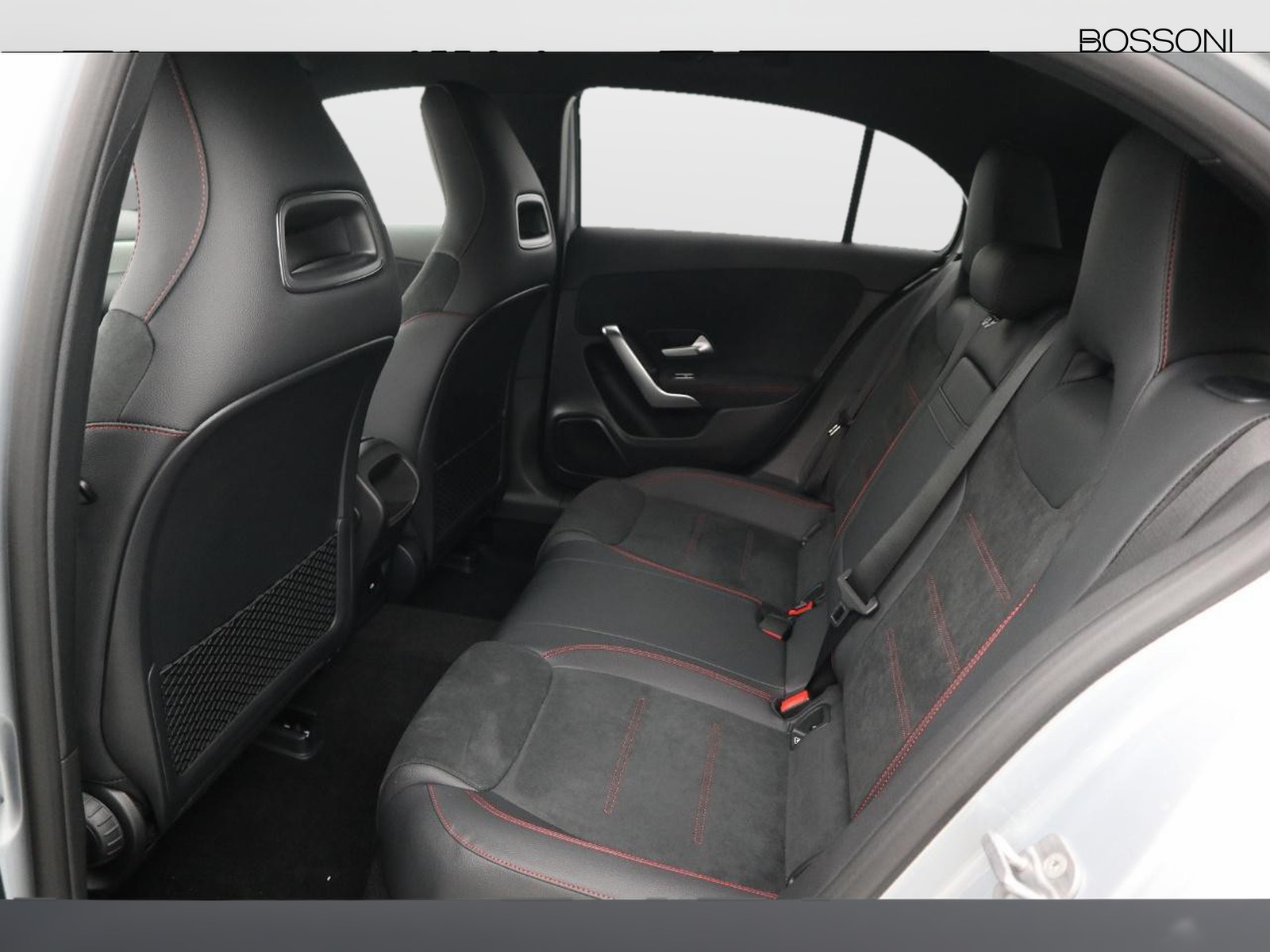 8 - Mercedes Classe A 250 e plug-in hybrid amg line advanced plus speedshift dct amg 8g