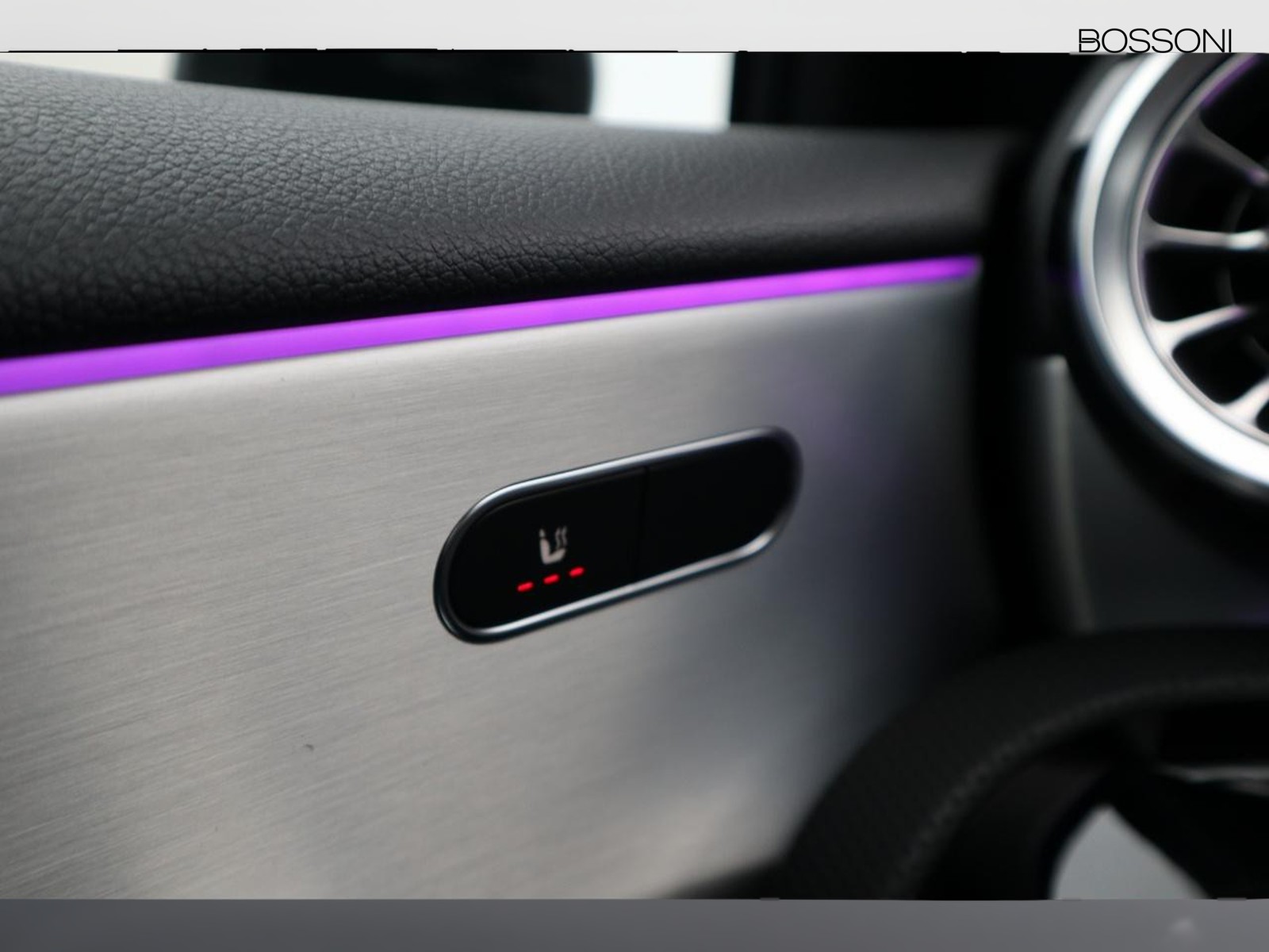 15 - Mercedes Classe A 250 e plug-in hybrid amg line advanced plus speedshift dct amg 8g