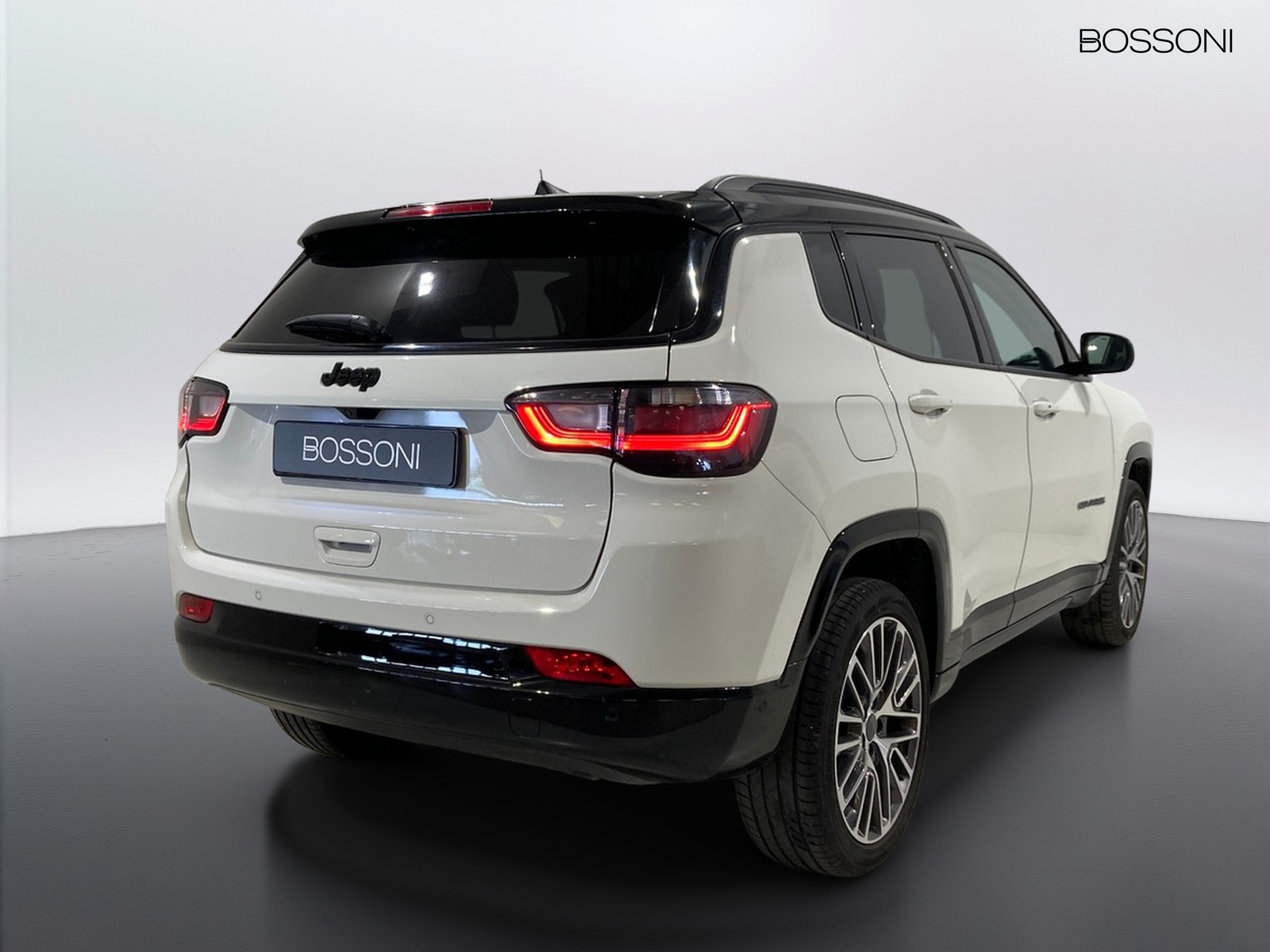 3 - Jeep Compass 1.5 turbo t4 mhev 130cv summit 2wd