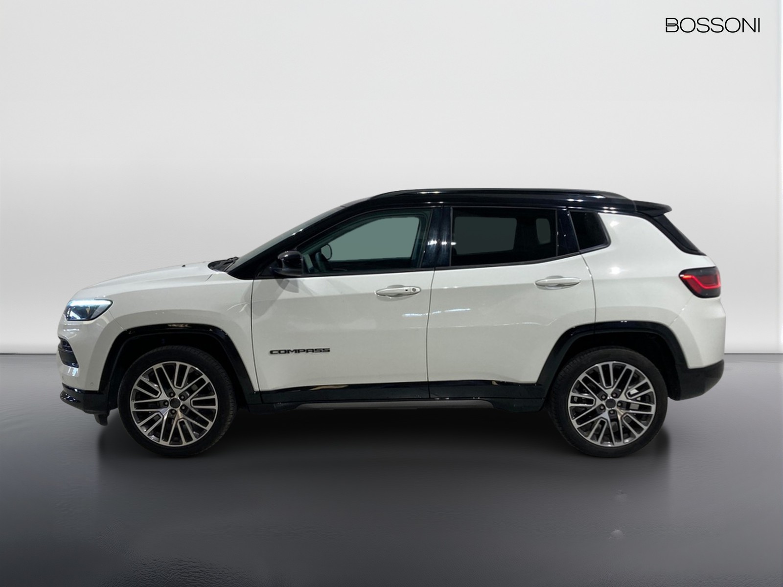 5 - Jeep Compass 1.5 turbo t4 mhev 130cv summit 2wd