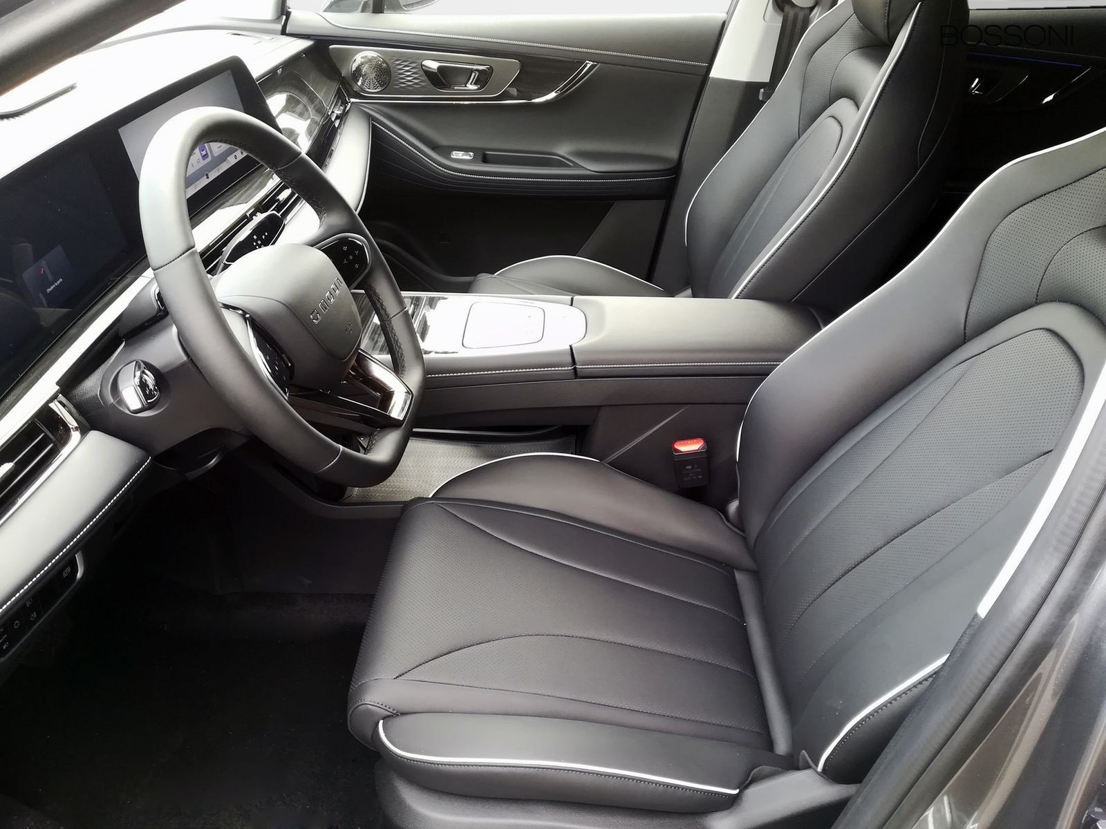 11 - Omoda 5 1.6 tgdi premium 7dct