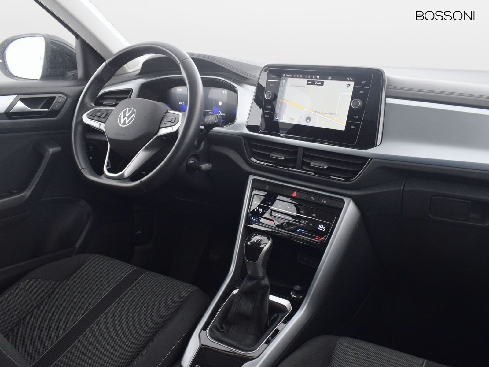 6 - Volkswagen T-Roc 2.0 tdi scr 115cv life