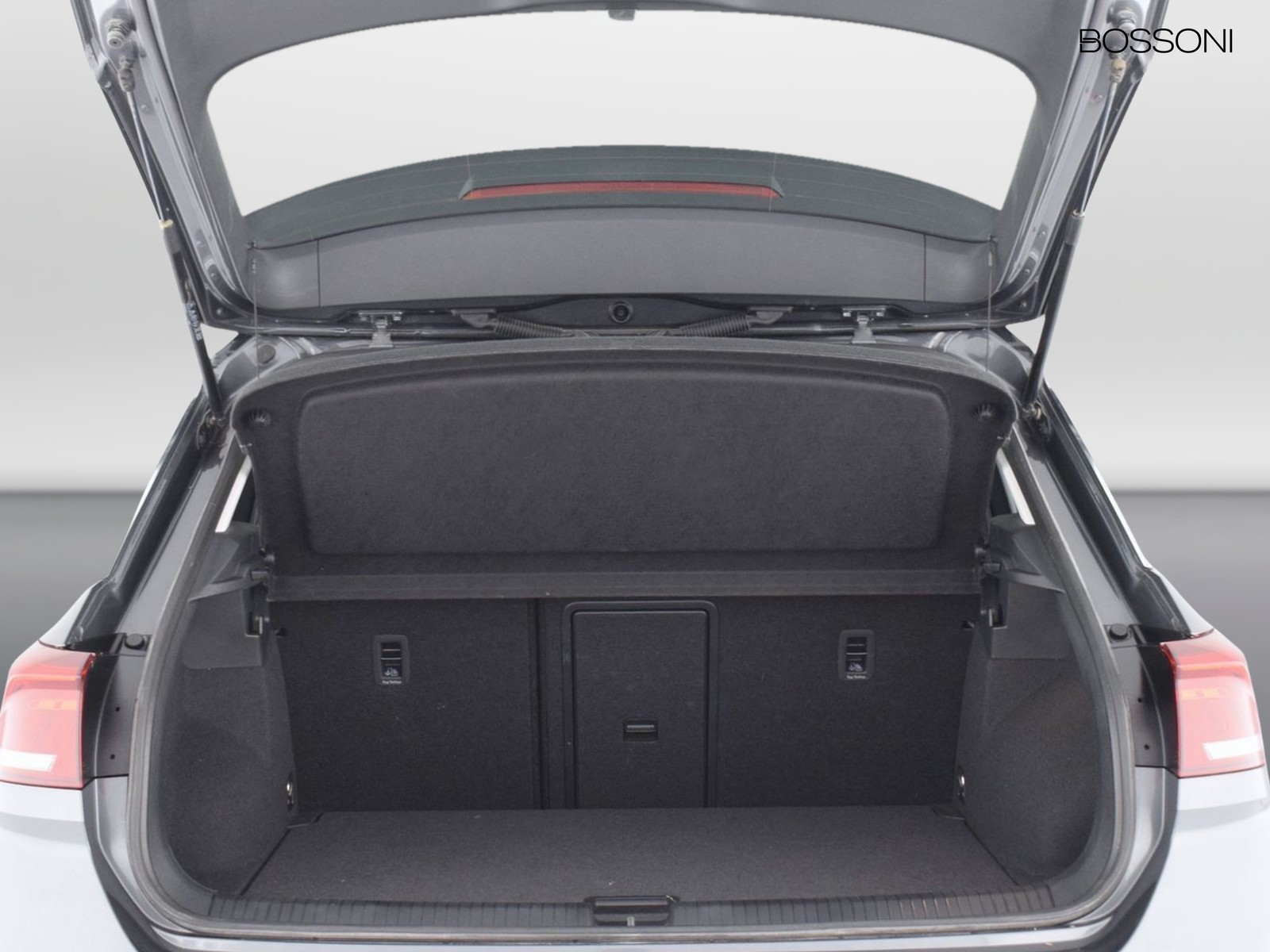 10 - Volkswagen T-Roc 2.0 tdi scr 115cv life
