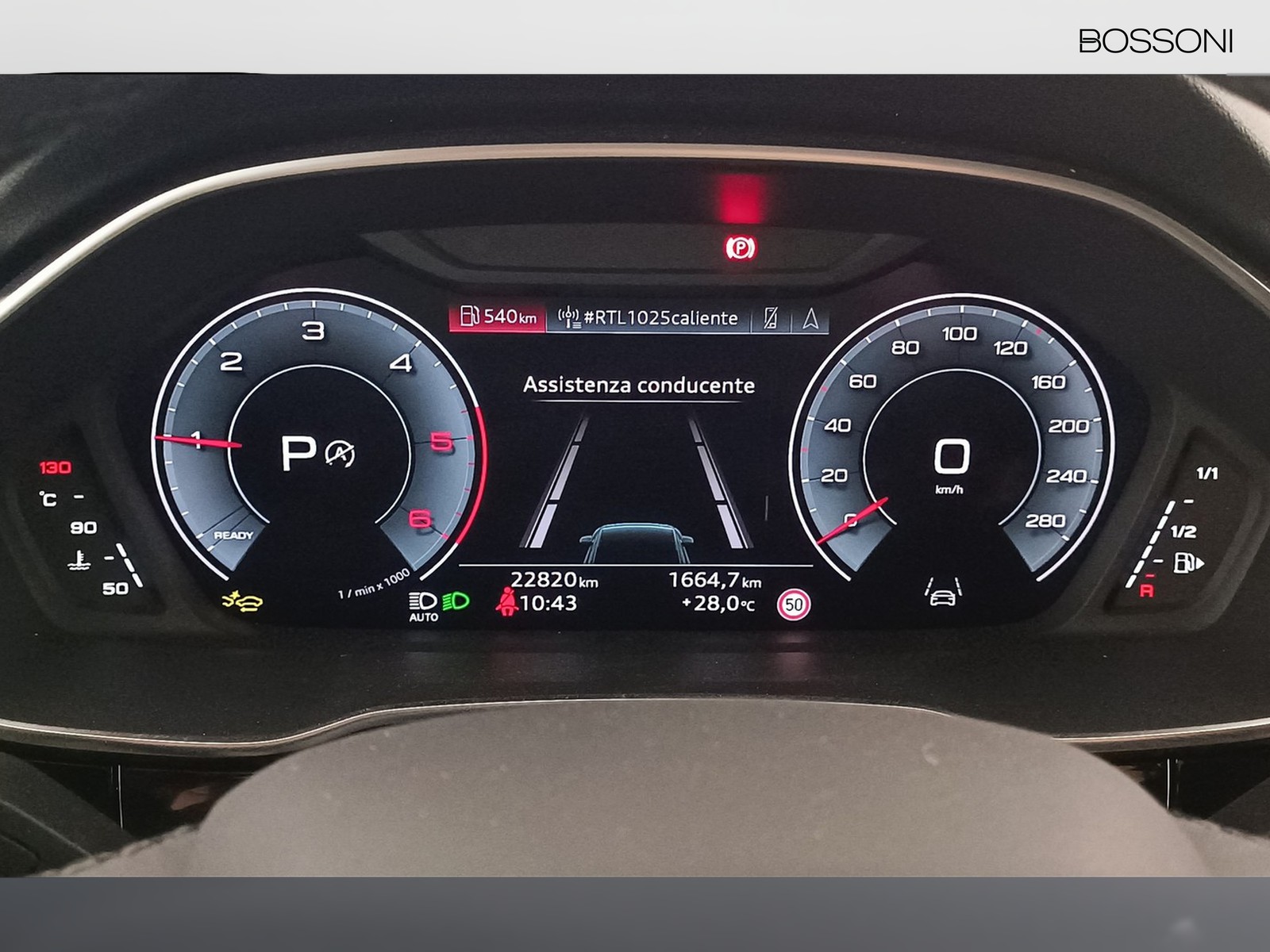 18 - Audi Q3 35 2.0 tdi business advanced s tronic
