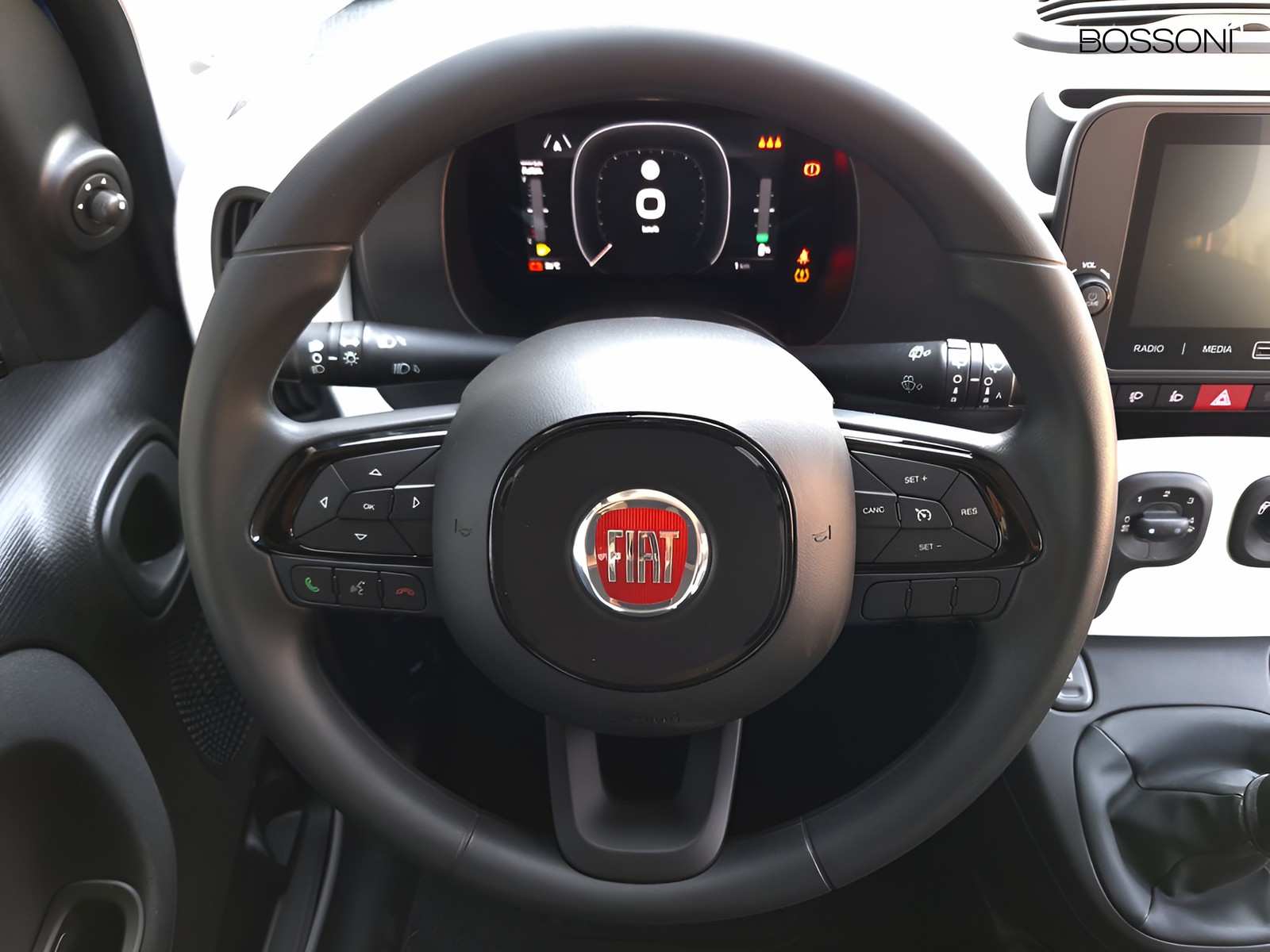 9 - Fiat Pandina cross 1.0 firefly hybrid 65cv cross s&s