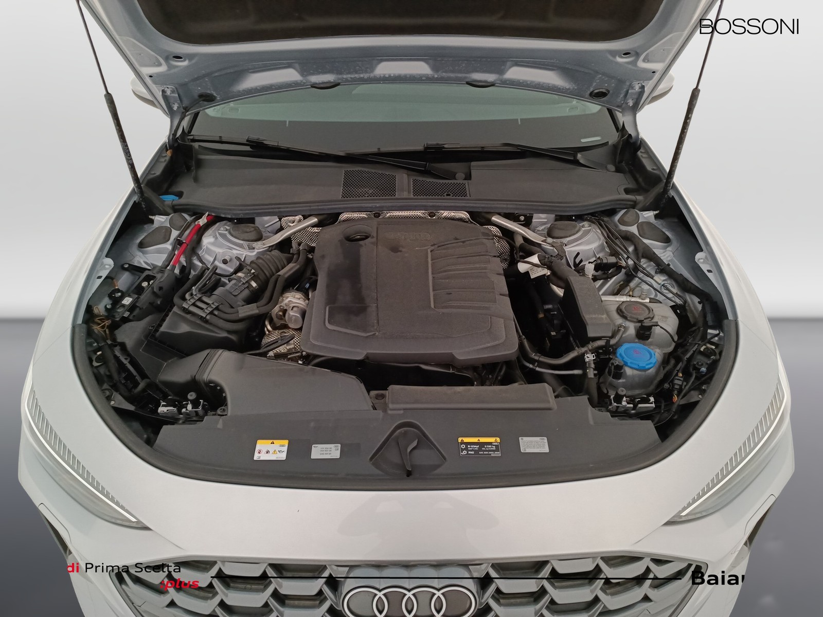 32 - Audi A5 avant 2.0 tdi mhev+ 204cv business advanced