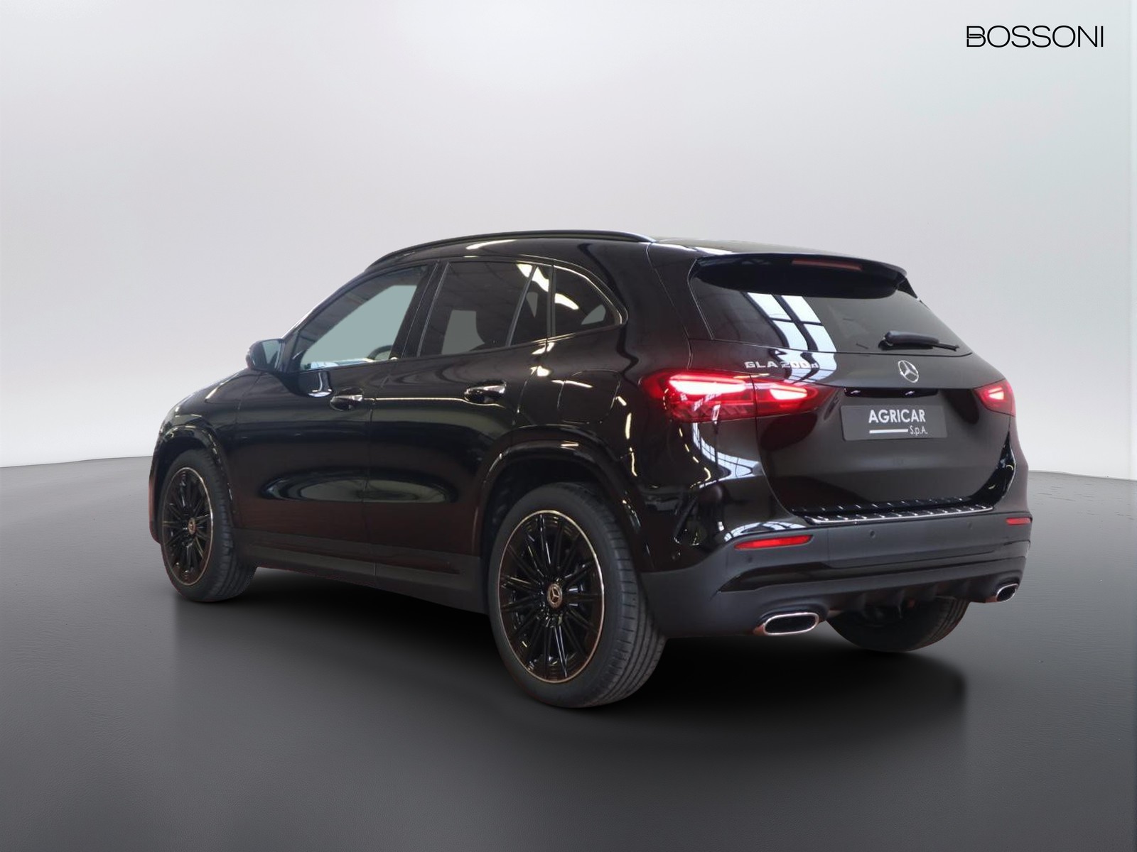 5 - Mercedes GLA 200 d amg line advanced plus 8g-dct