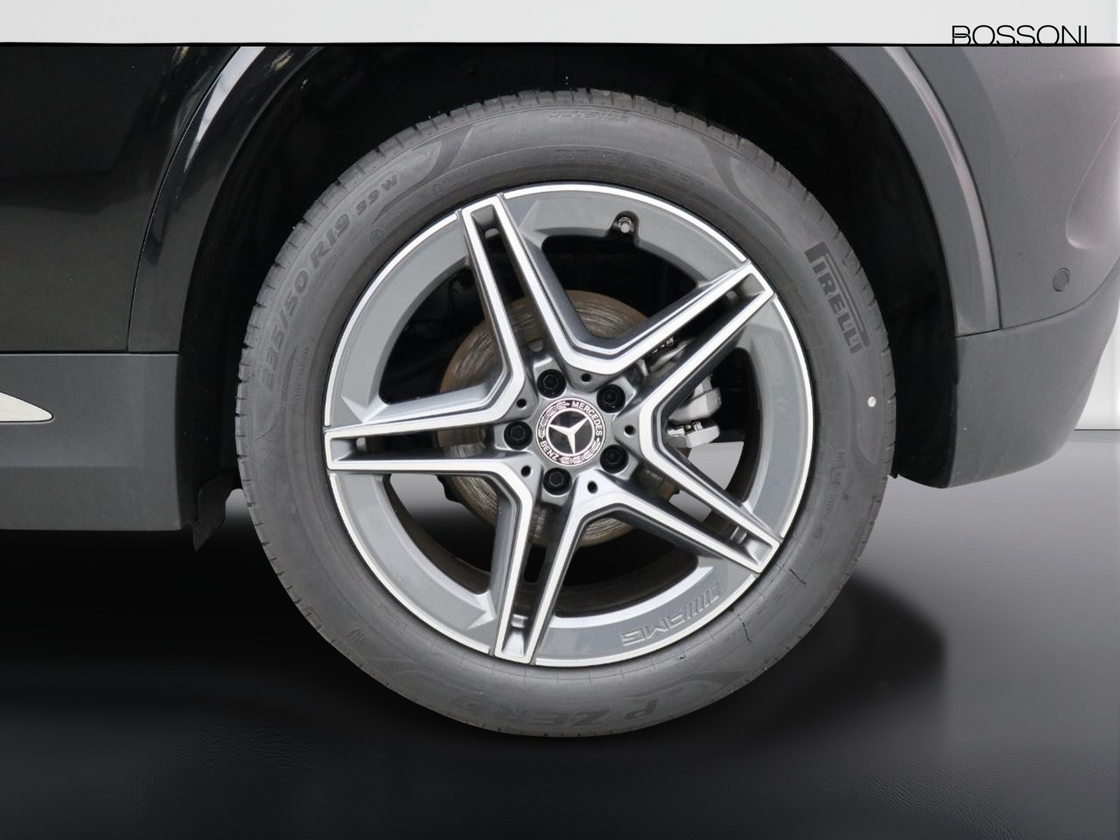 4 - Mercedes GLA 200 d amg line advanced plus 4matic 8g-dct