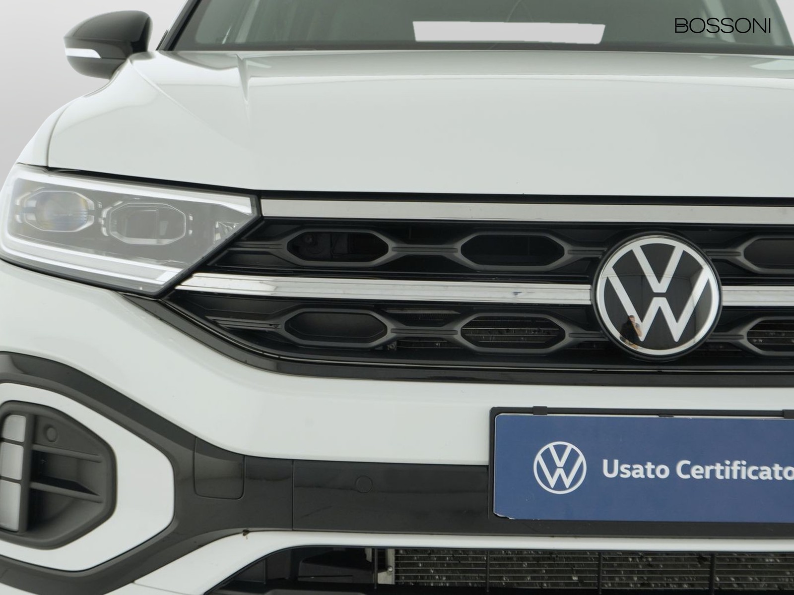 14 - Volkswagen T-Roc 1.5 tsi act r line dsg
