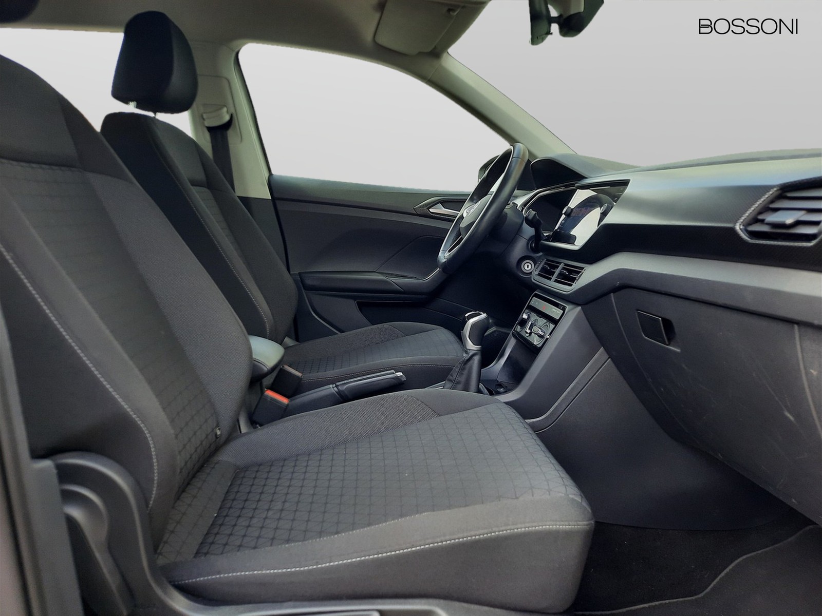 10 - Volkswagen T-Cross 1.0 tsi 95cv style