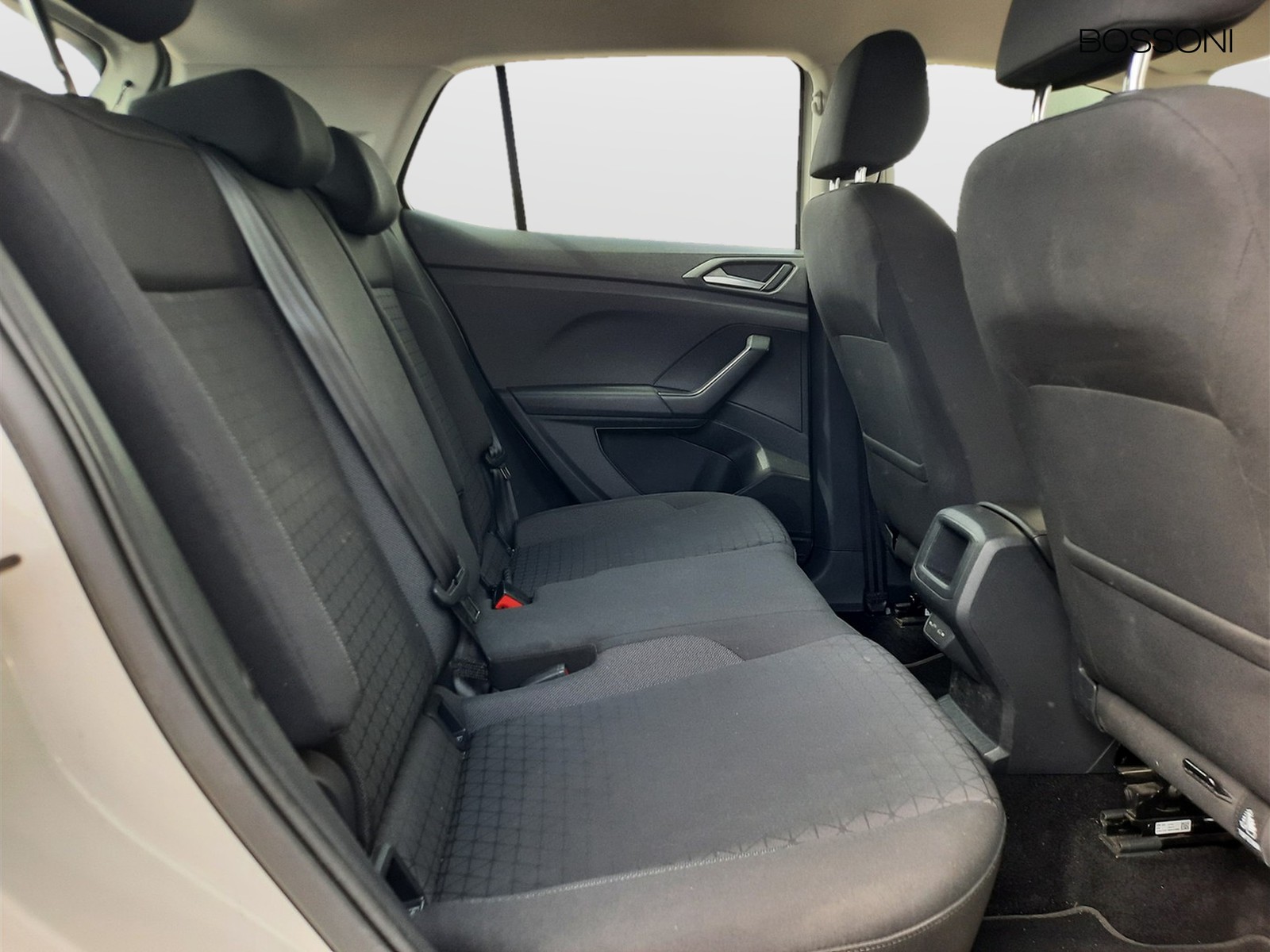 11 - Volkswagen T-Cross 1.0 tsi 95cv style