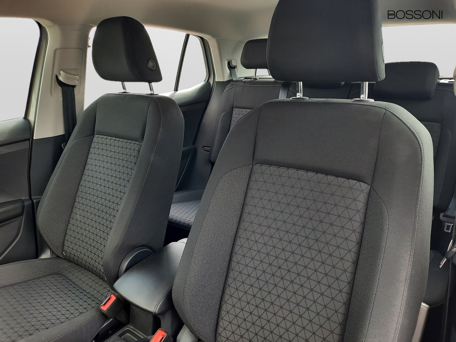 17 - Volkswagen T-Cross 1.0 tsi 95cv style