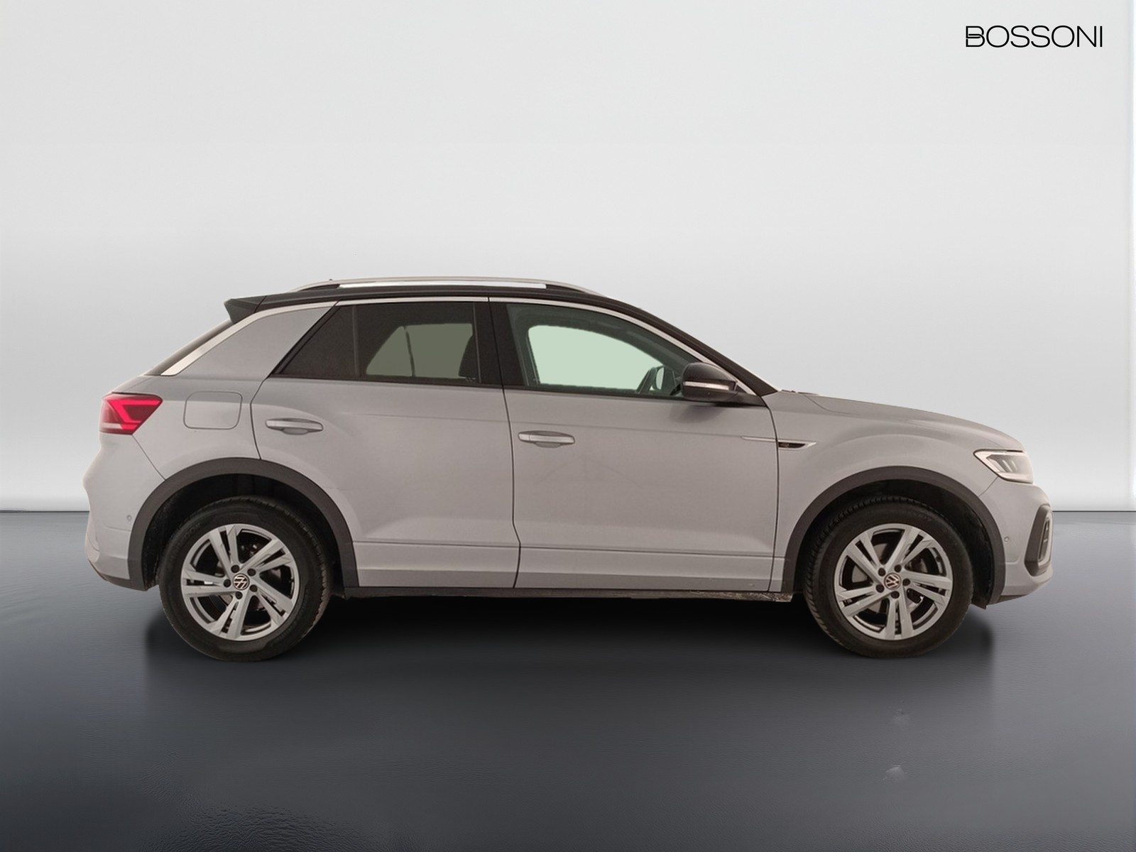 3 - Volkswagen T-Roc 2.0 tdi scr 115cv r line
