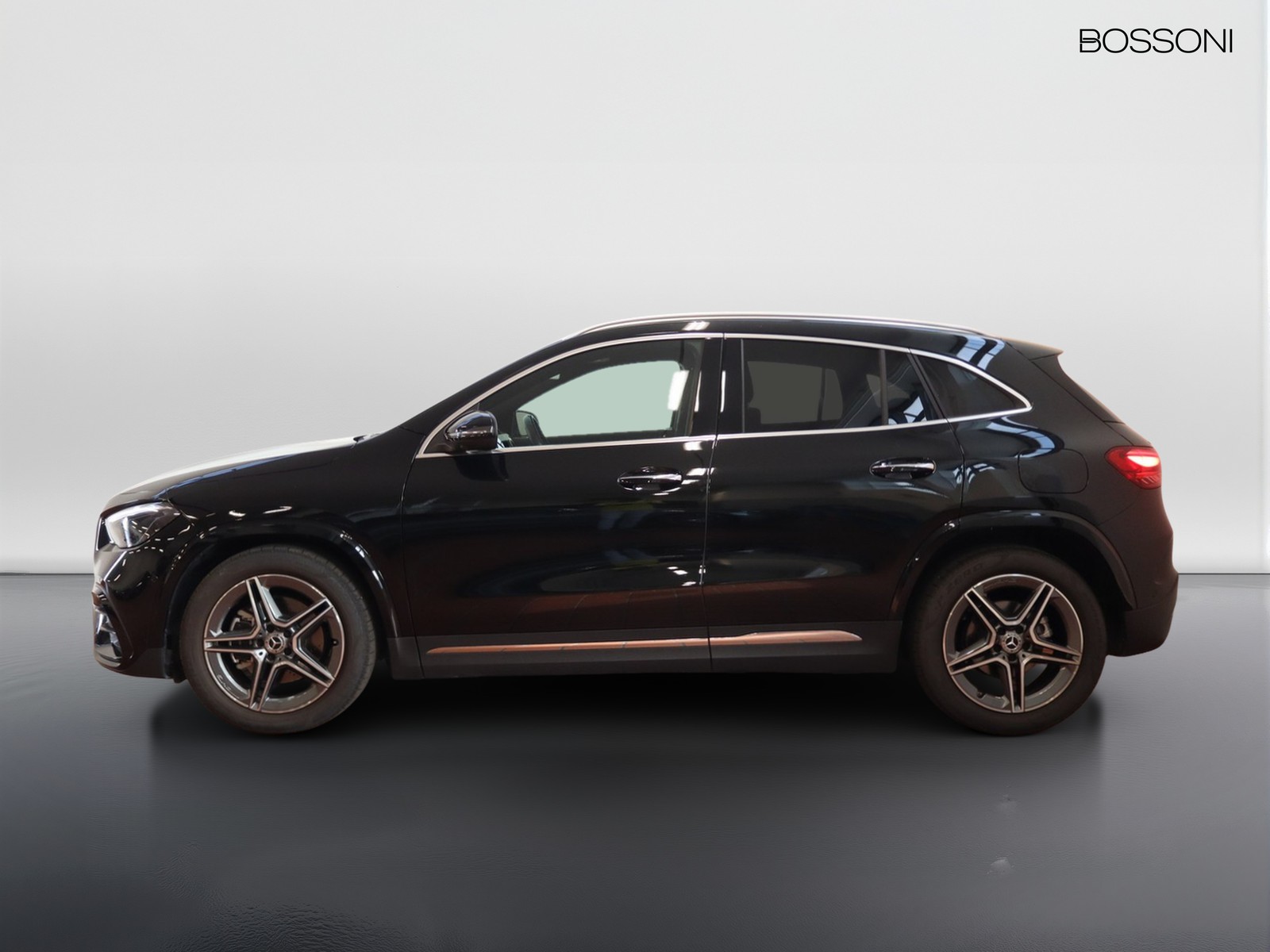 3 - Mercedes GLA 200 d amg line advanced plus digital edition 8g-dct