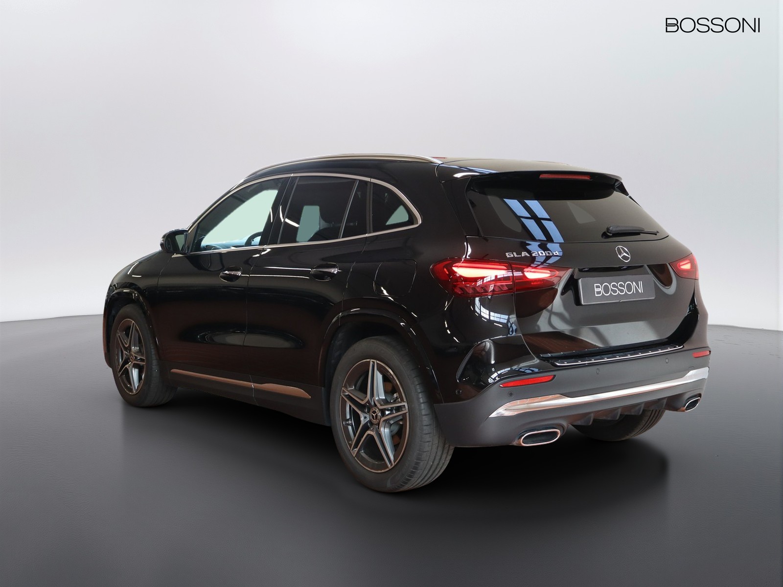 5 - Mercedes GLA 200 d amg line advanced plus digital edition 8g-dct