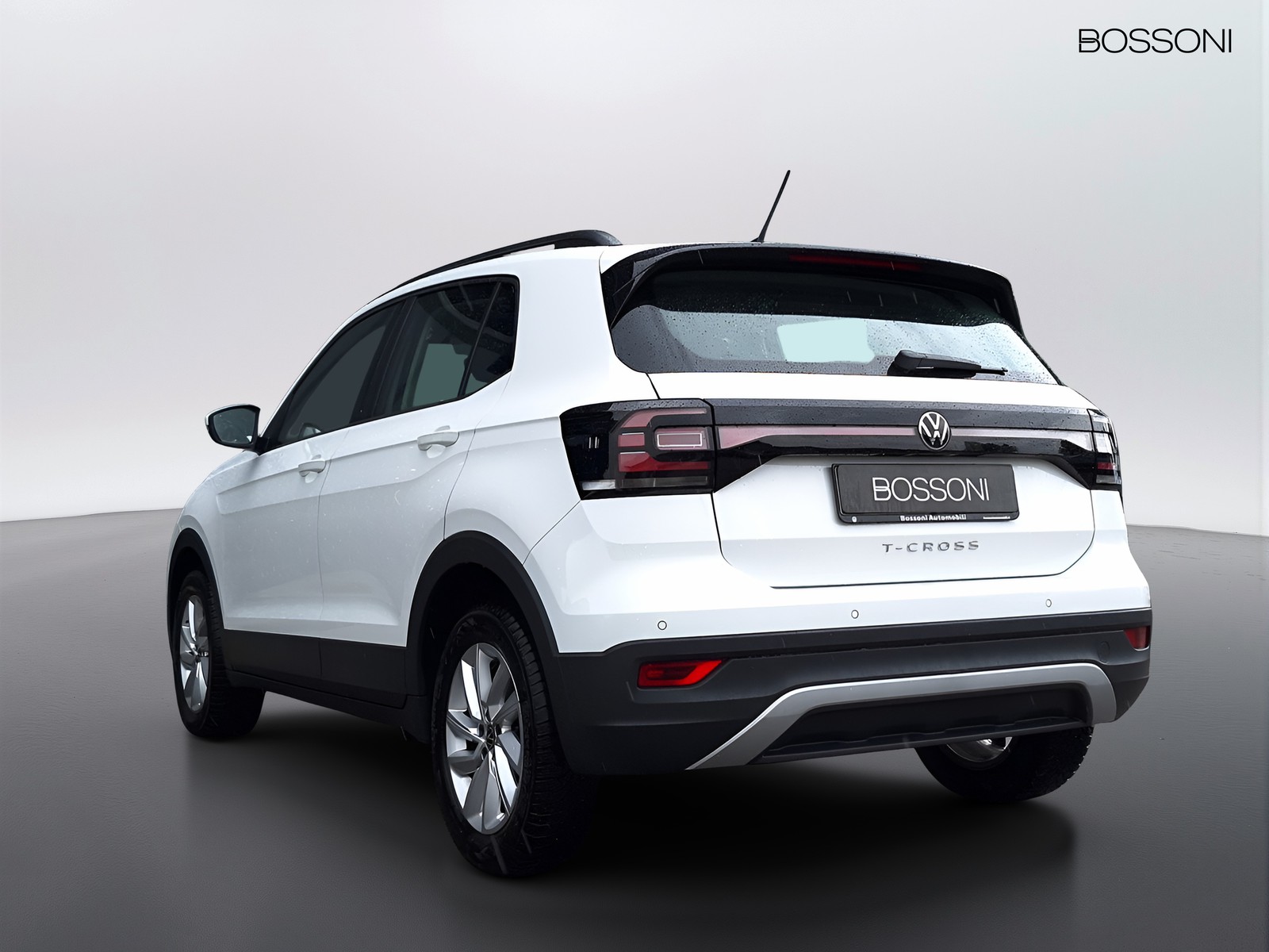8 - Volkswagen T-Cross 1.0 tsi 95cv style