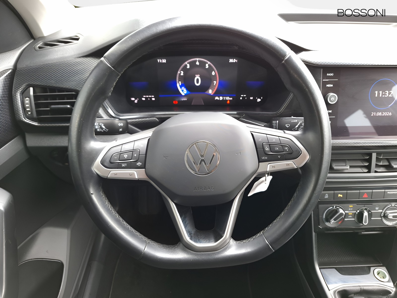 10 - Volkswagen T-Cross 1.0 tsi 95cv style