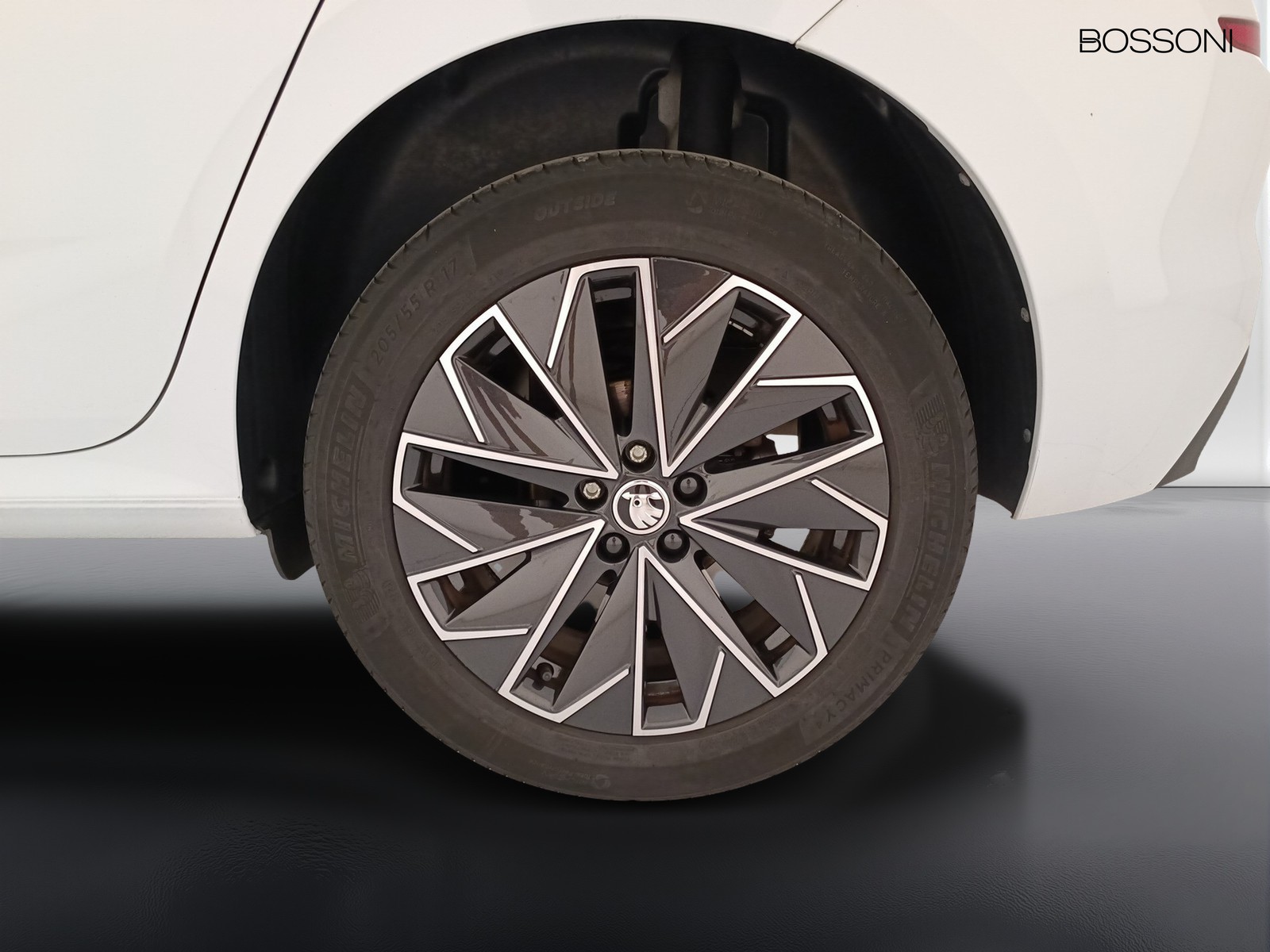 26 - Skoda Kamiq 1.0 tsi 95cv black dots