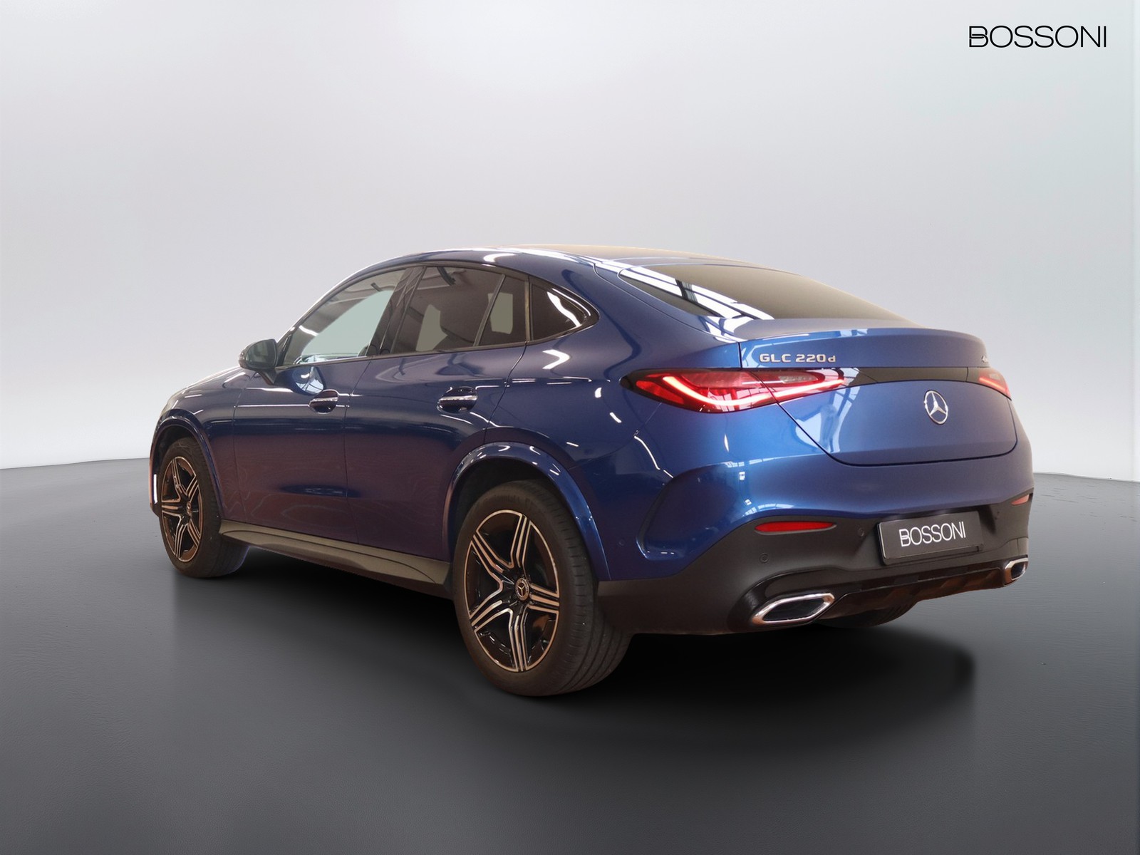 5 - Mercedes GLC coupe 220 d amg line premium 4matic 9g-tronic