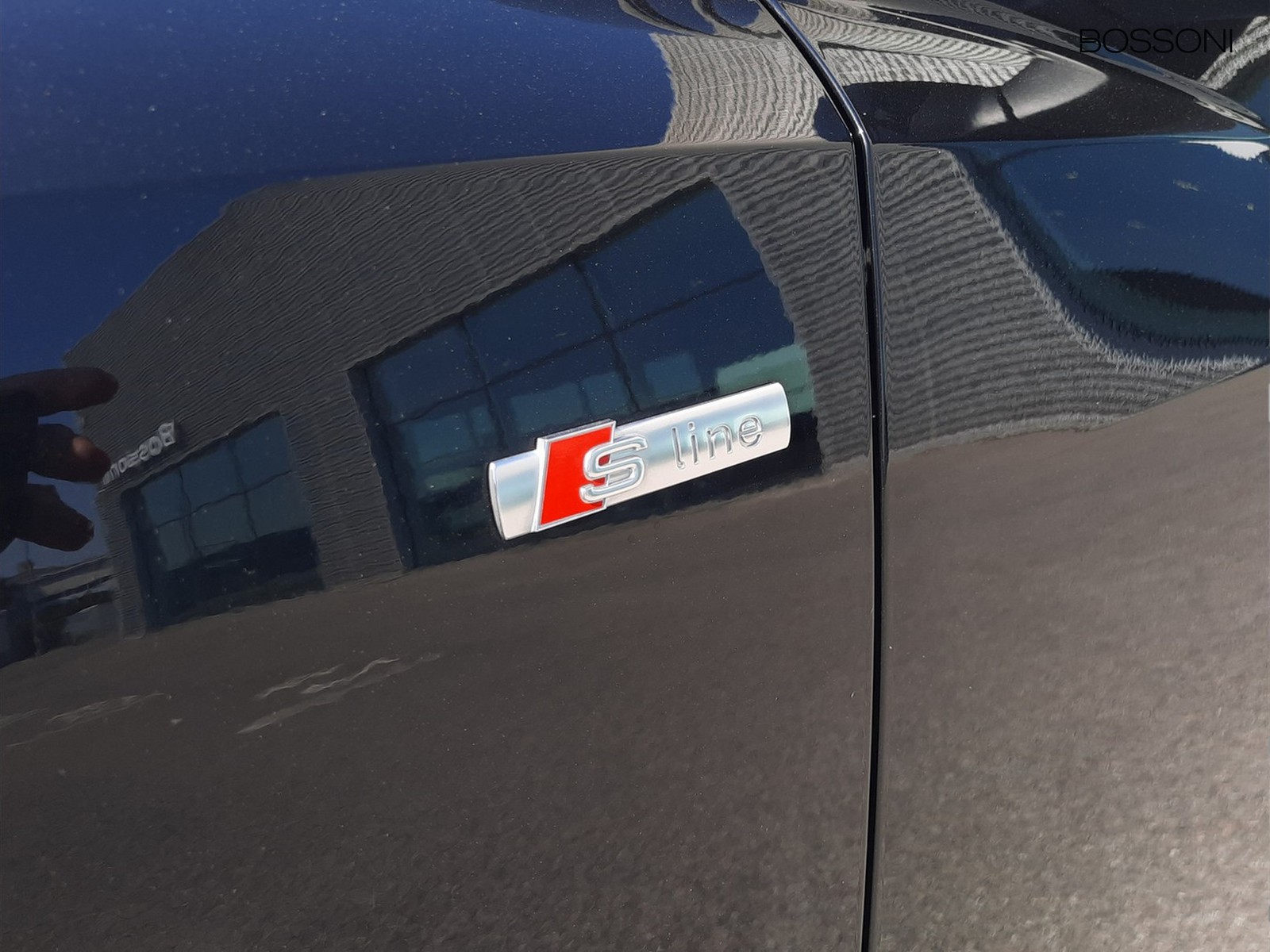 28 - Audi Q3 sportback 35 2.0 tdi s line edition s tronic