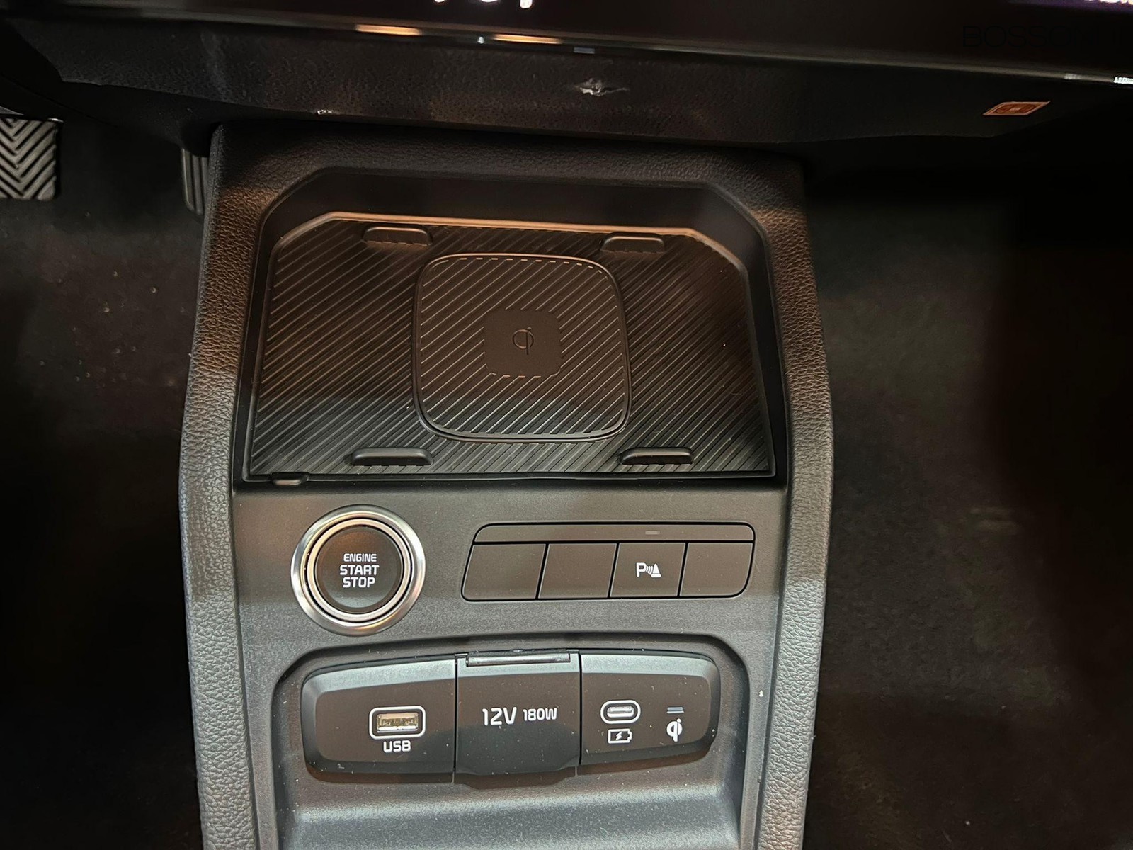 12 - Kia Stonic 1.0 t-gdi mhev style tech pack