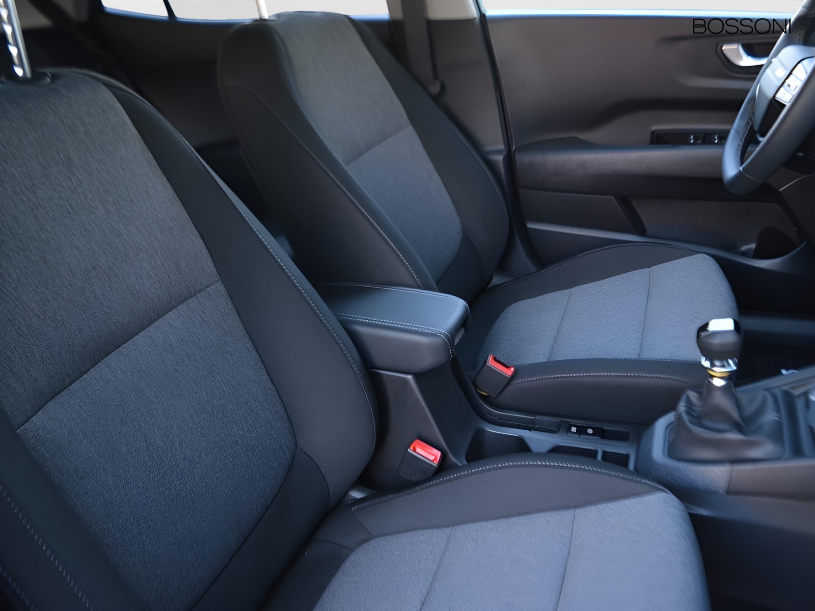 5 - Kia Stonic 1.0 t-gdi mhev style tech pack