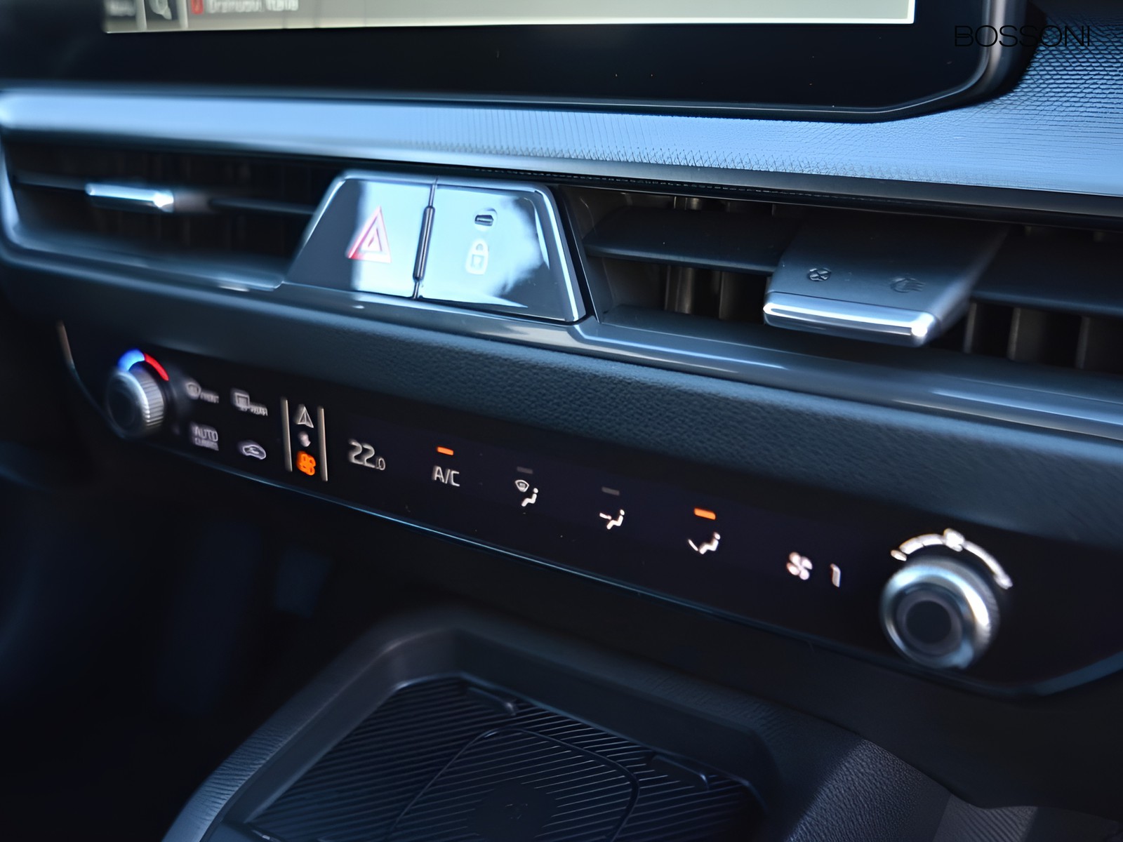 11 - Kia Stonic 1.0 t-gdi mhev style tech pack