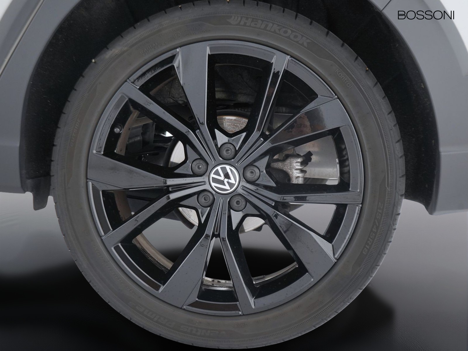 12 - Volkswagen Taigo 1.0 tsi 110cv r-line dsg