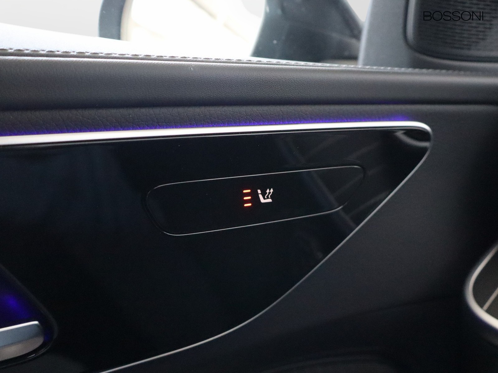 14 - Mercedes Classe C station wagon 300 de plug-in hybrid amg line advanced 9g-tronic
