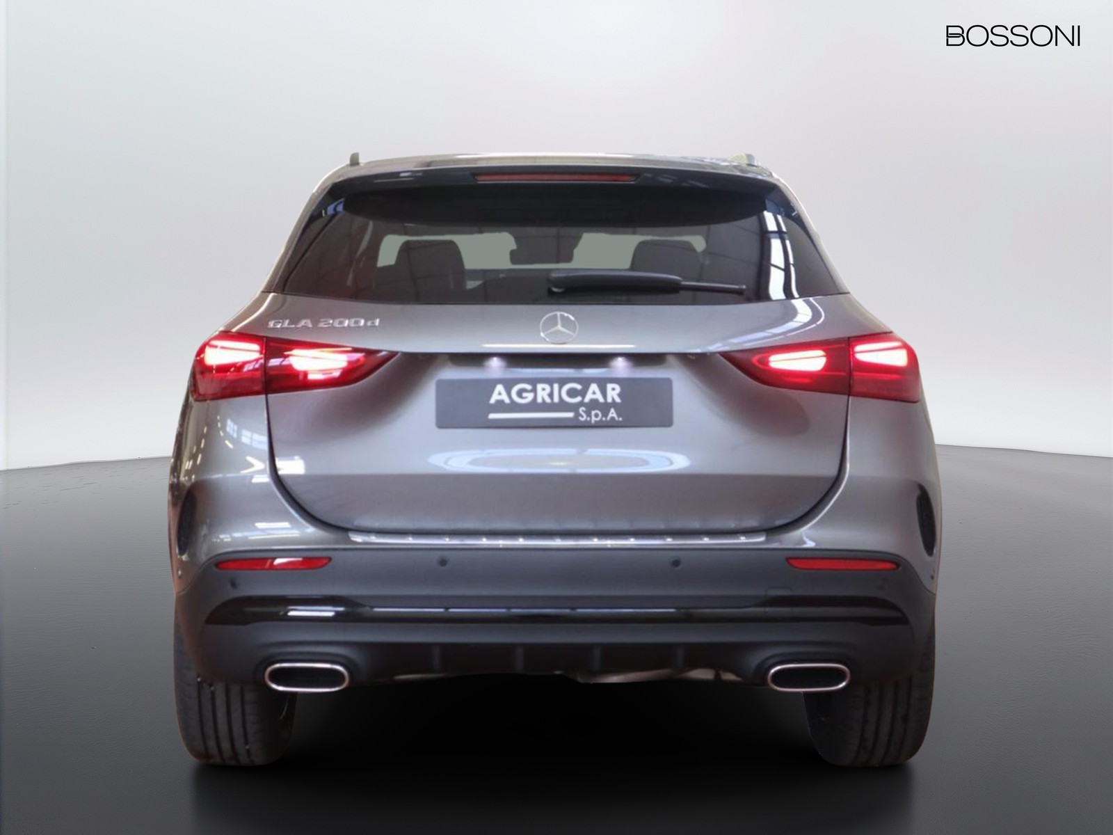 6 - Mercedes GLA 200 d amg line premium 8g-dct