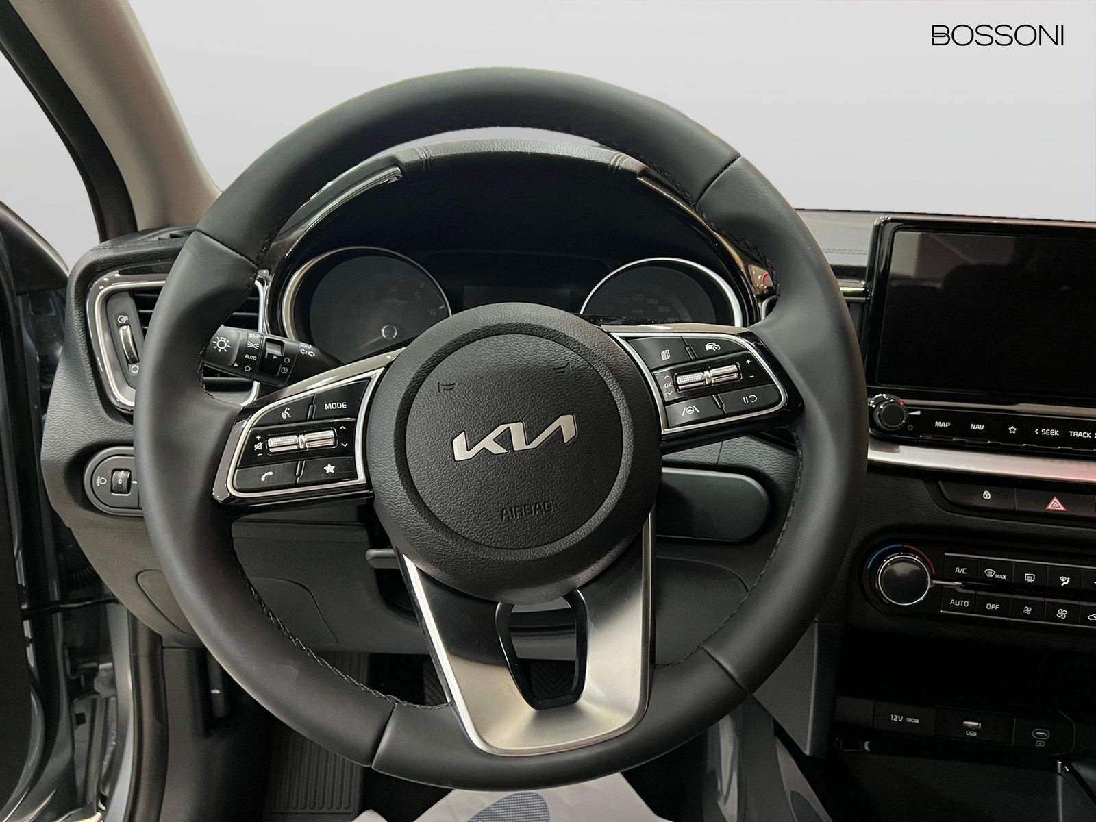 10 - Kia Xceed 1.0 t-gdi gpl 107cv business