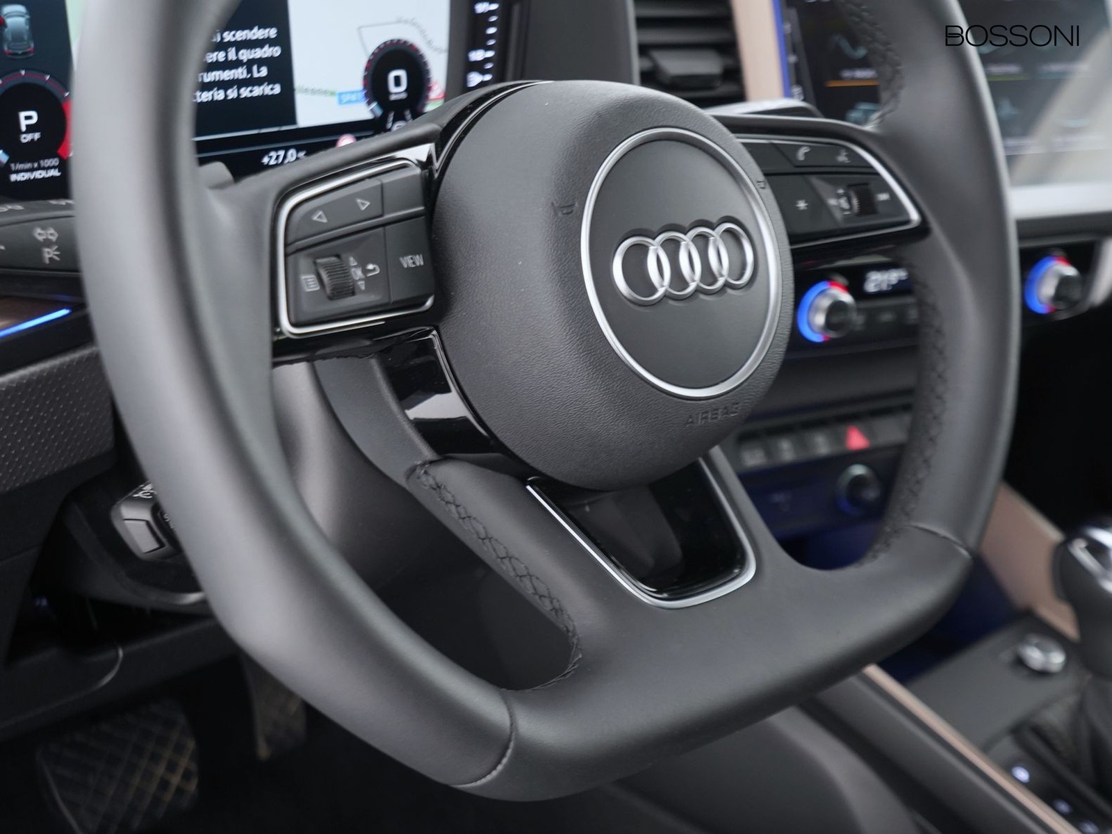 24 - Audi A1 sportback 40 2.0 tfsi 207cv s line edition s tronic