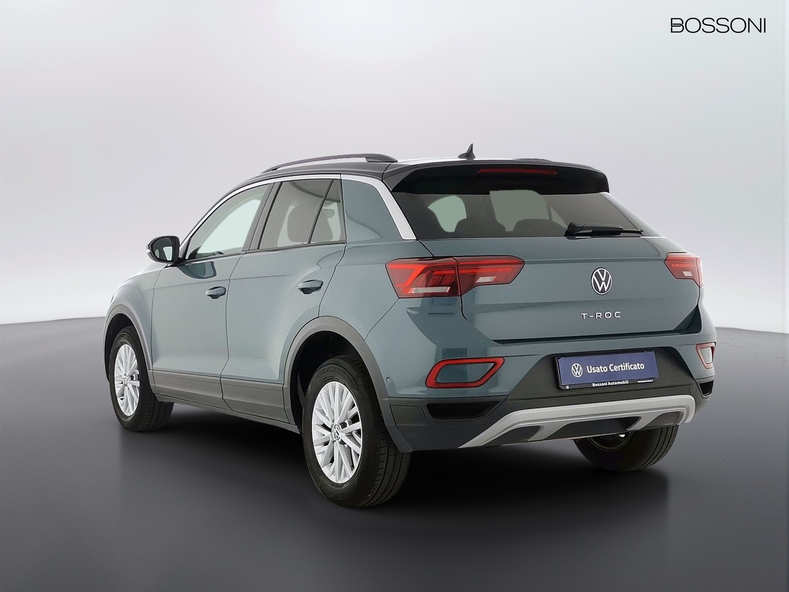 4 - Volkswagen T-Roc 1.0 tsi 110cv life