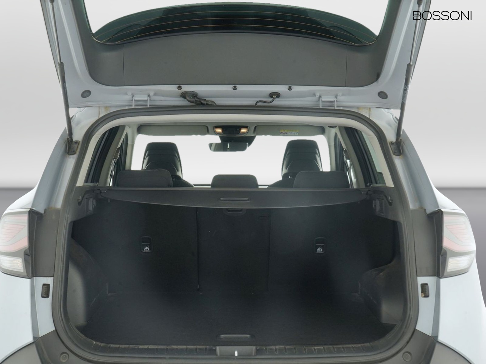 10 - Kia Sportage 1.6 crdi mhev style dct